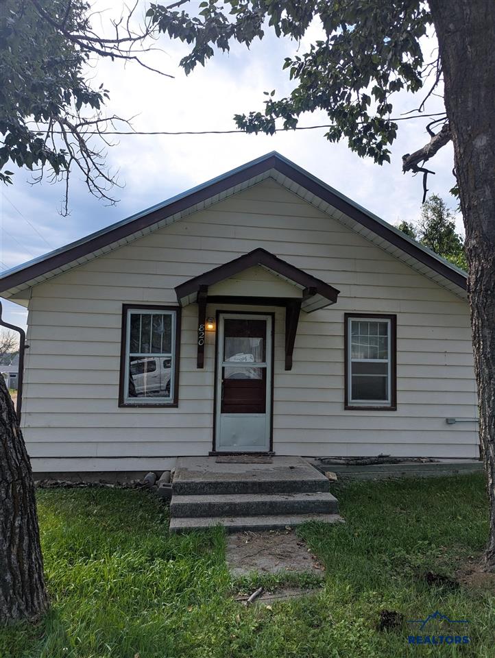 820 Montgomery, Custer, SD 57730 — photo 3