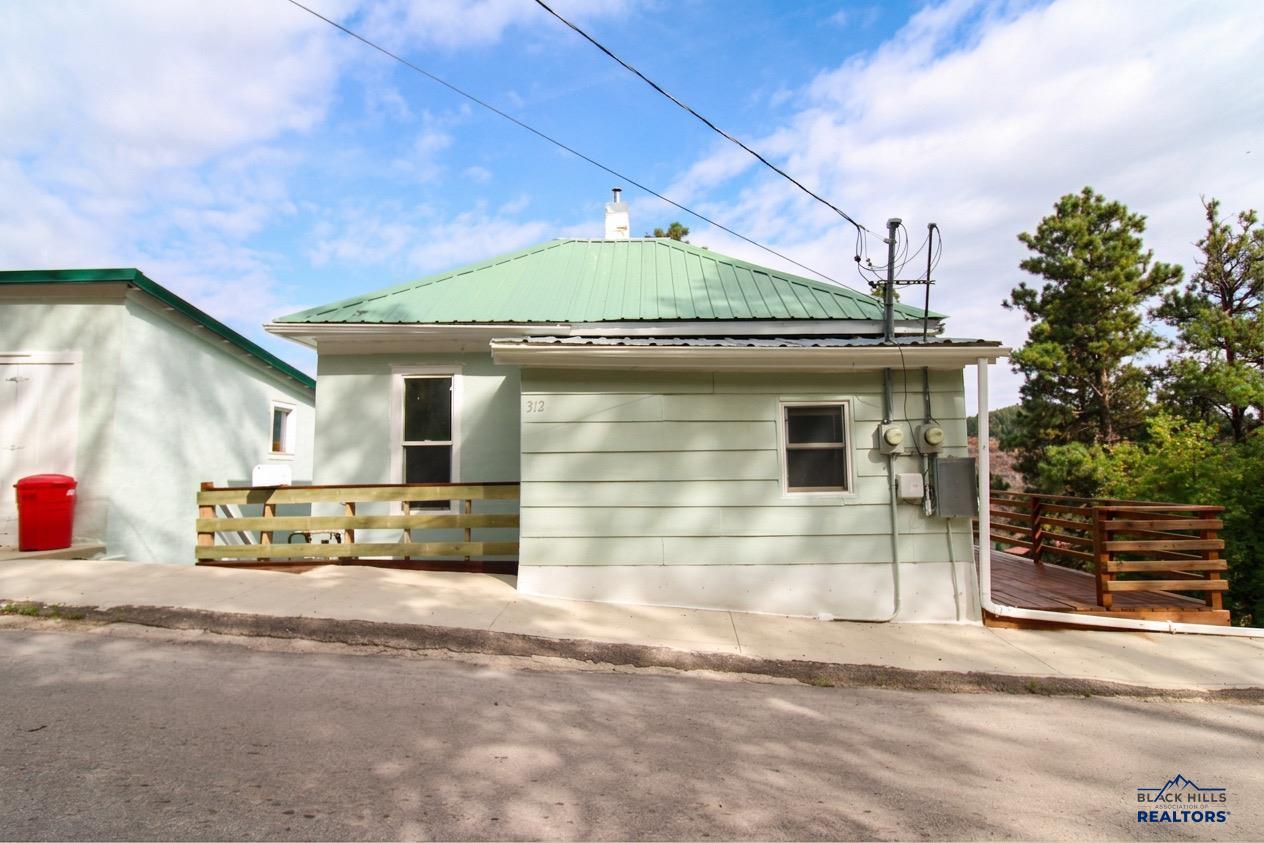 312 W McClellan — photo