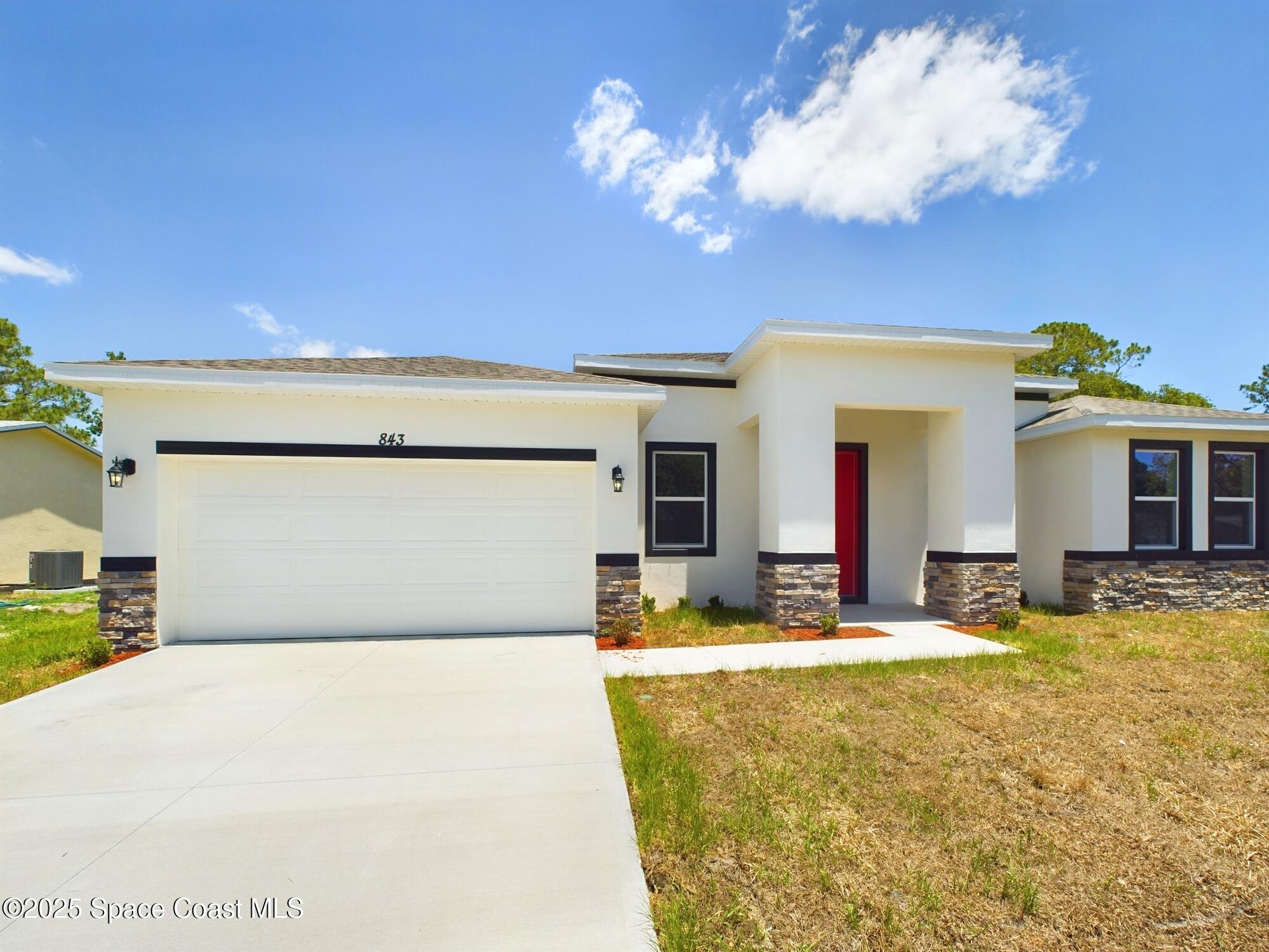 692 Mistletoe Street SW — photo