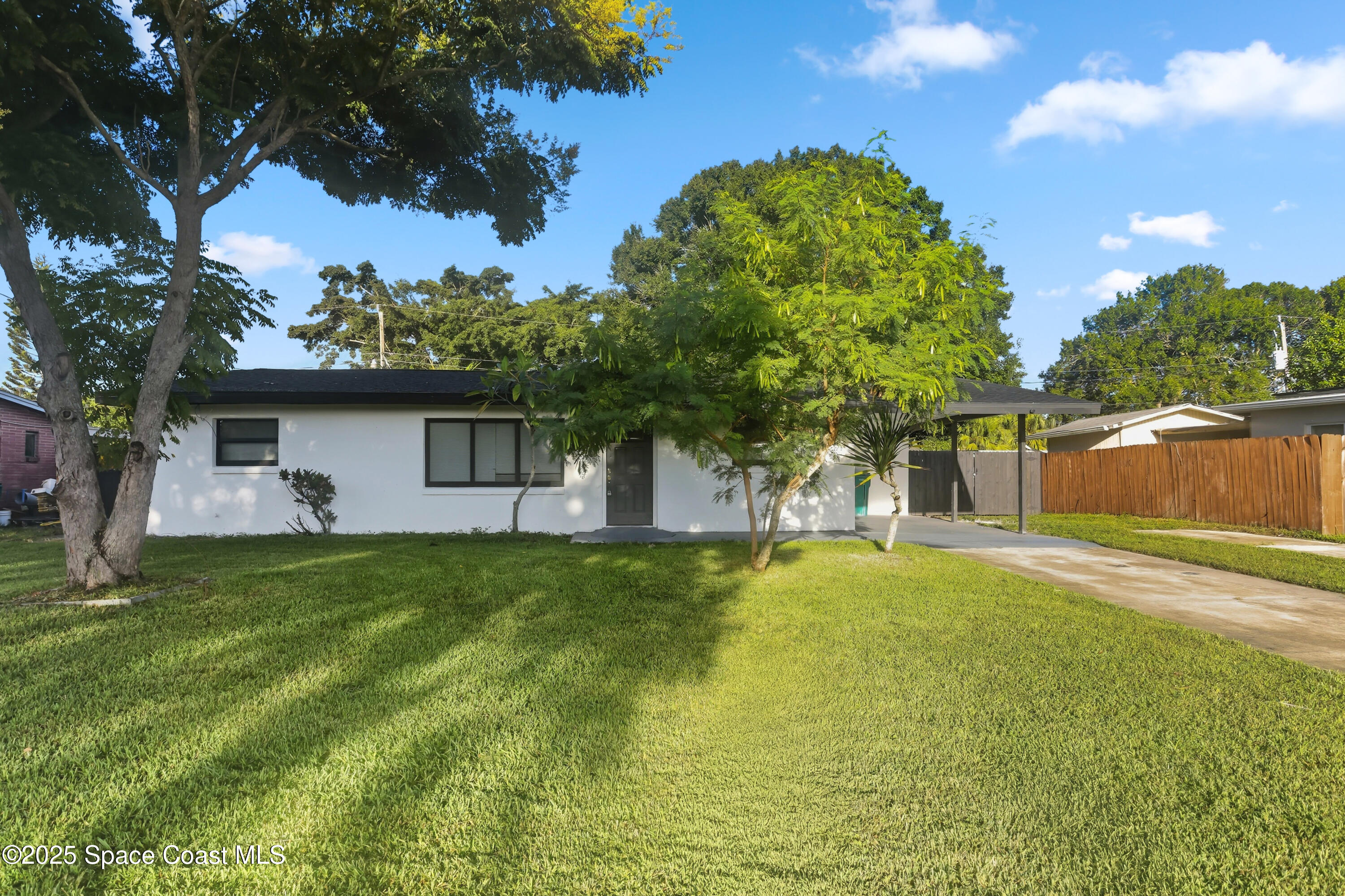 1940 Dawn Drive — photo