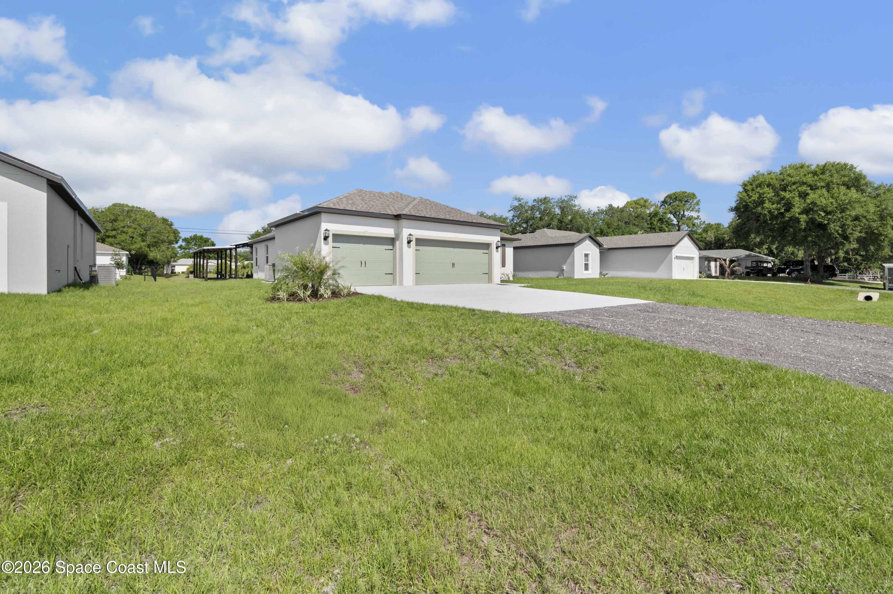 1161 Saturn Street SE — photo