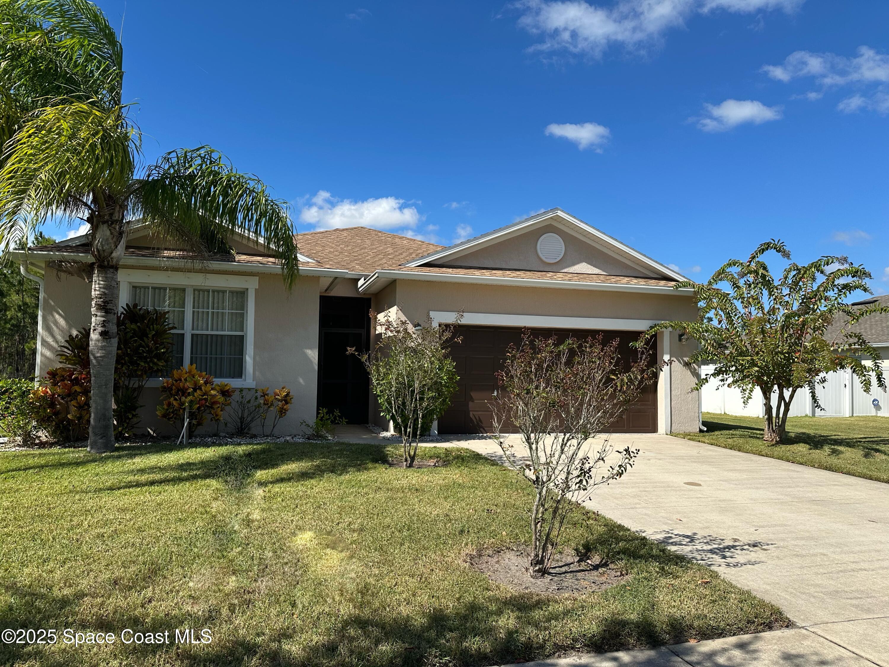 236 Bayberry Lakes Boulevard — photo