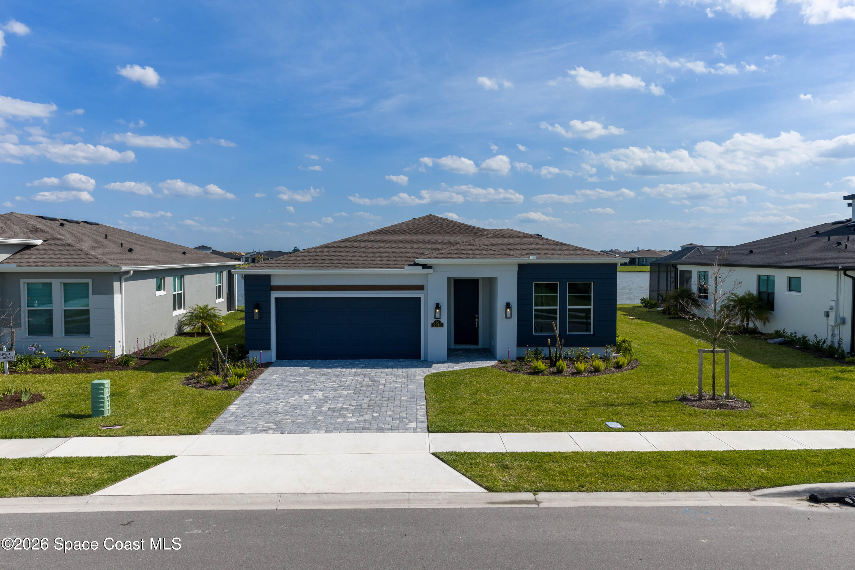 2813 Burnham Lane — photo