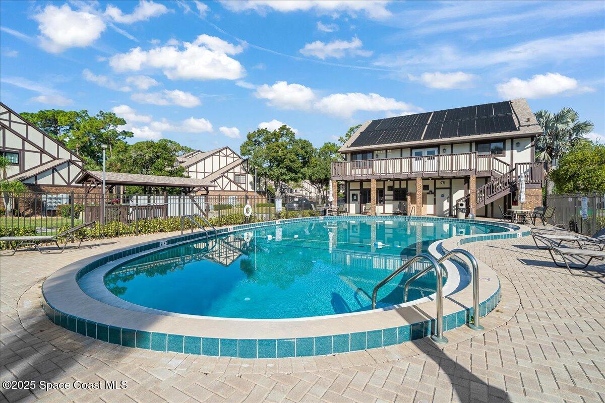 707 Greenwood Manor Circle — photo