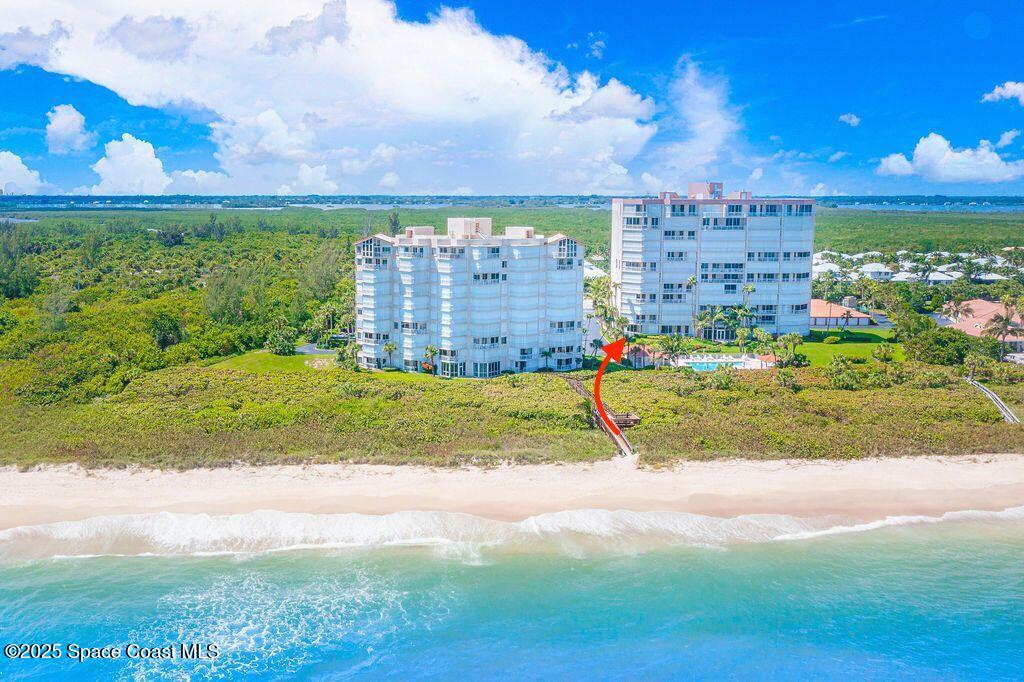 3880 N A1a 104 — photo