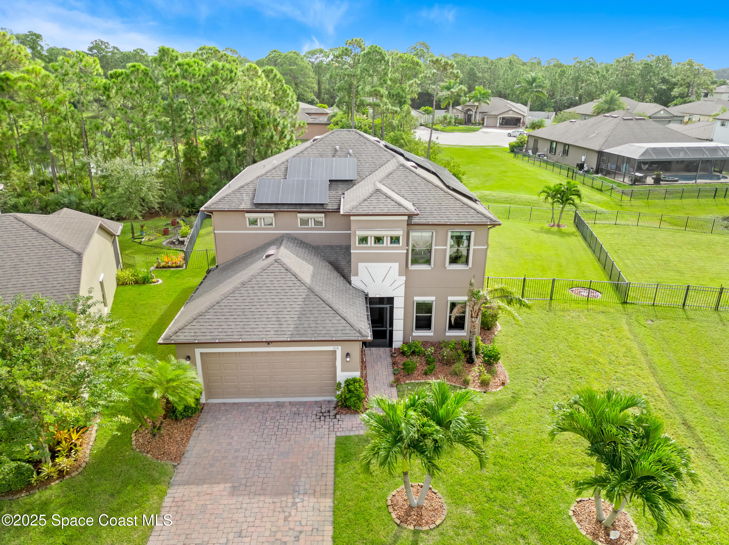 850 Fiddleleaf Circle — photo