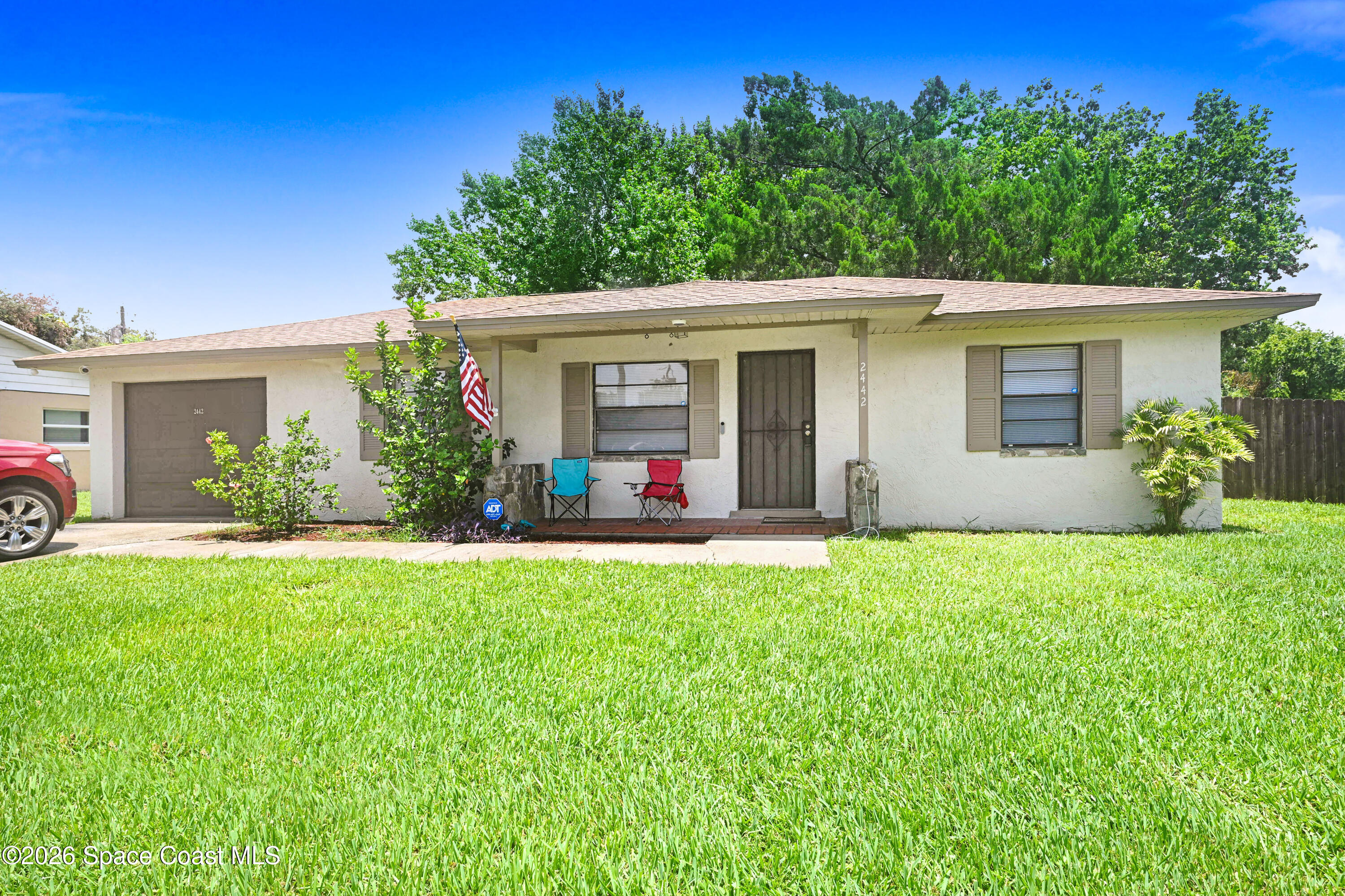 2442 Dianne Drive — photo