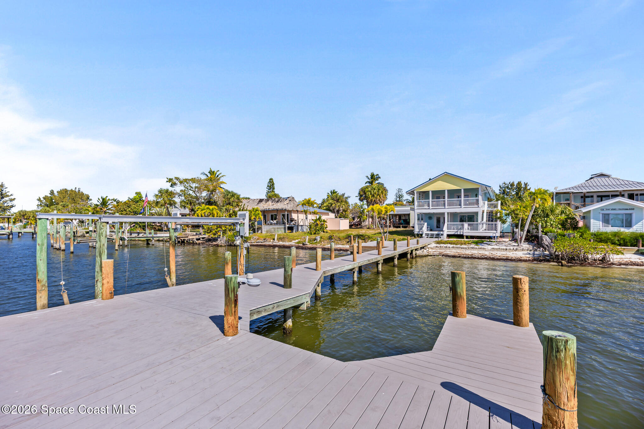 25 Vip Island a — photo