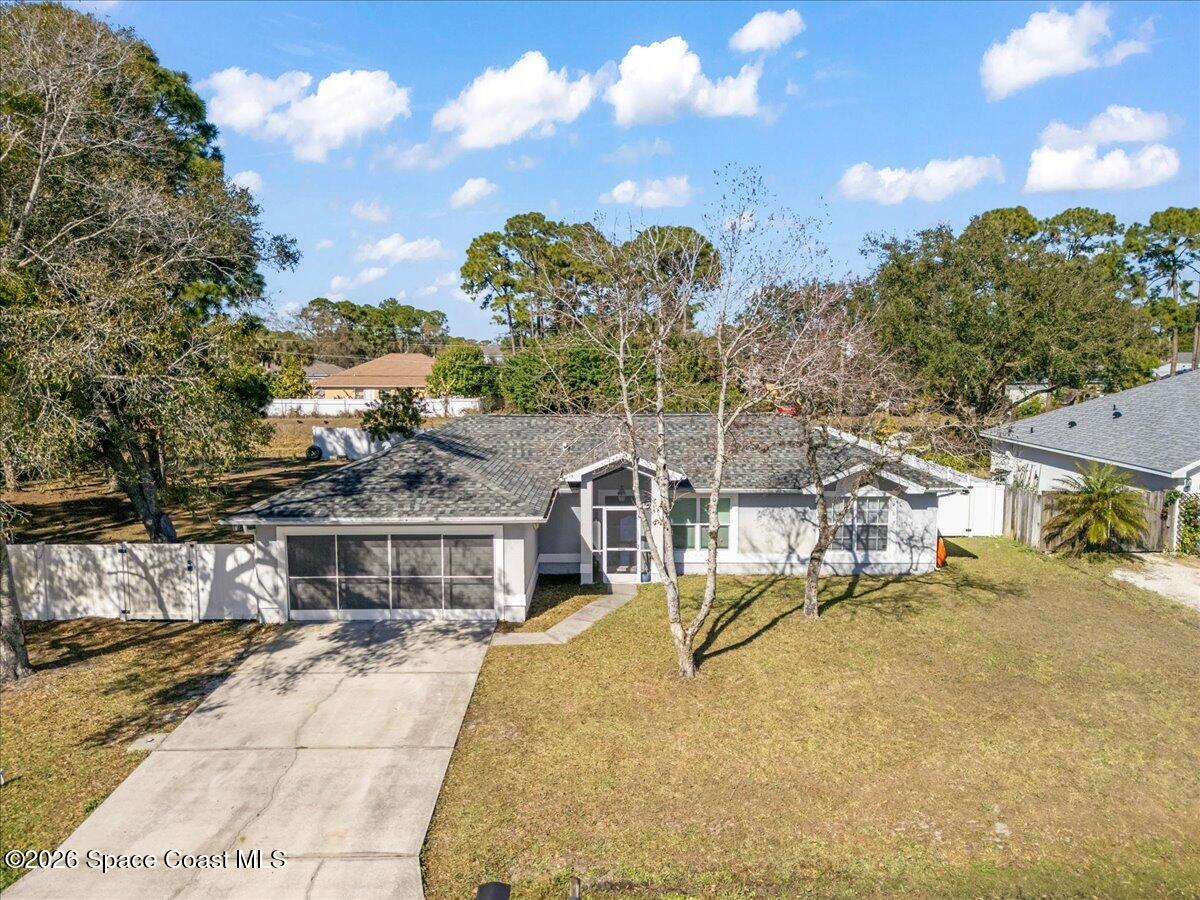 551 Brickell Street SE — photo