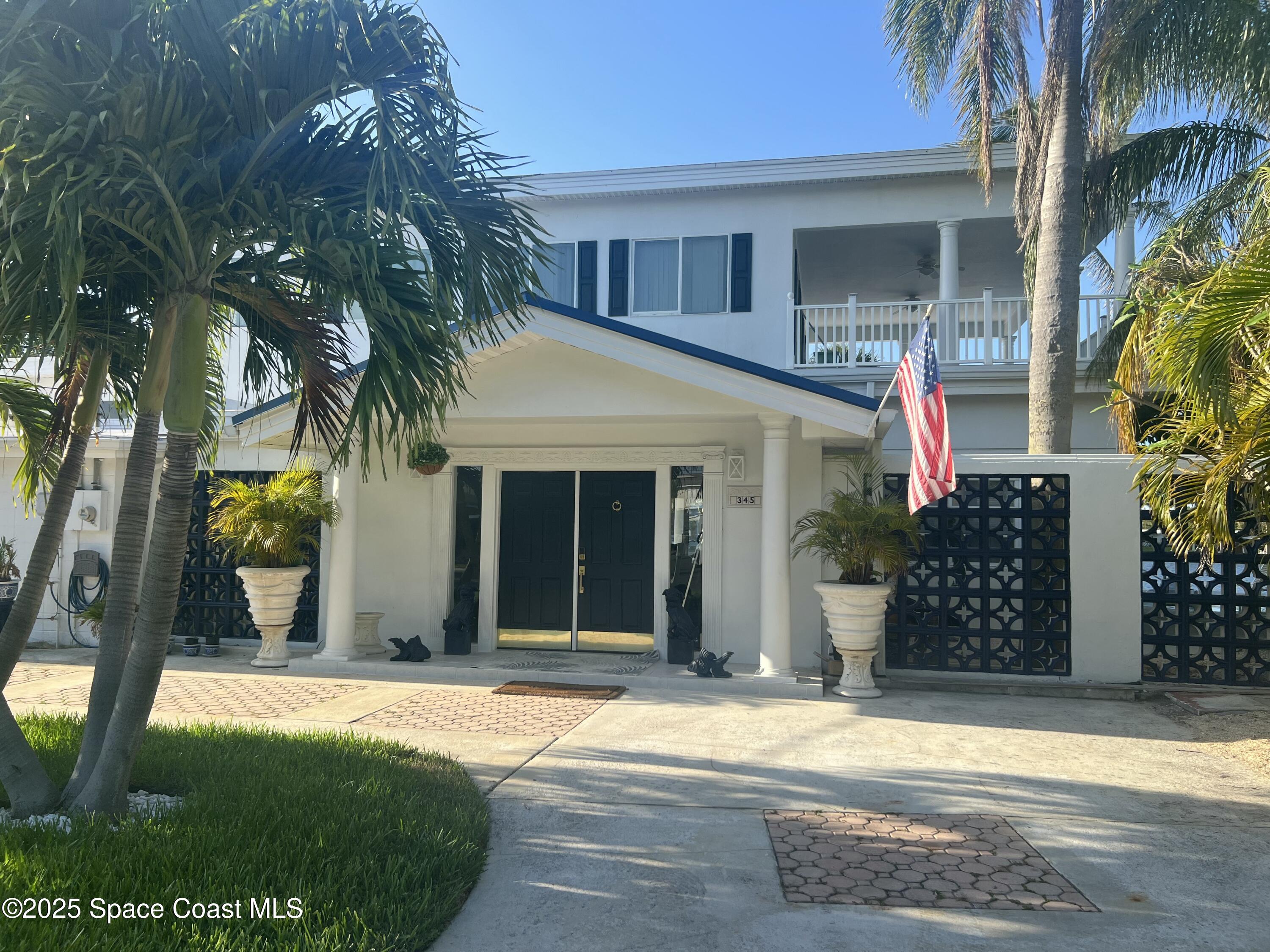 345 S Point Court — photo