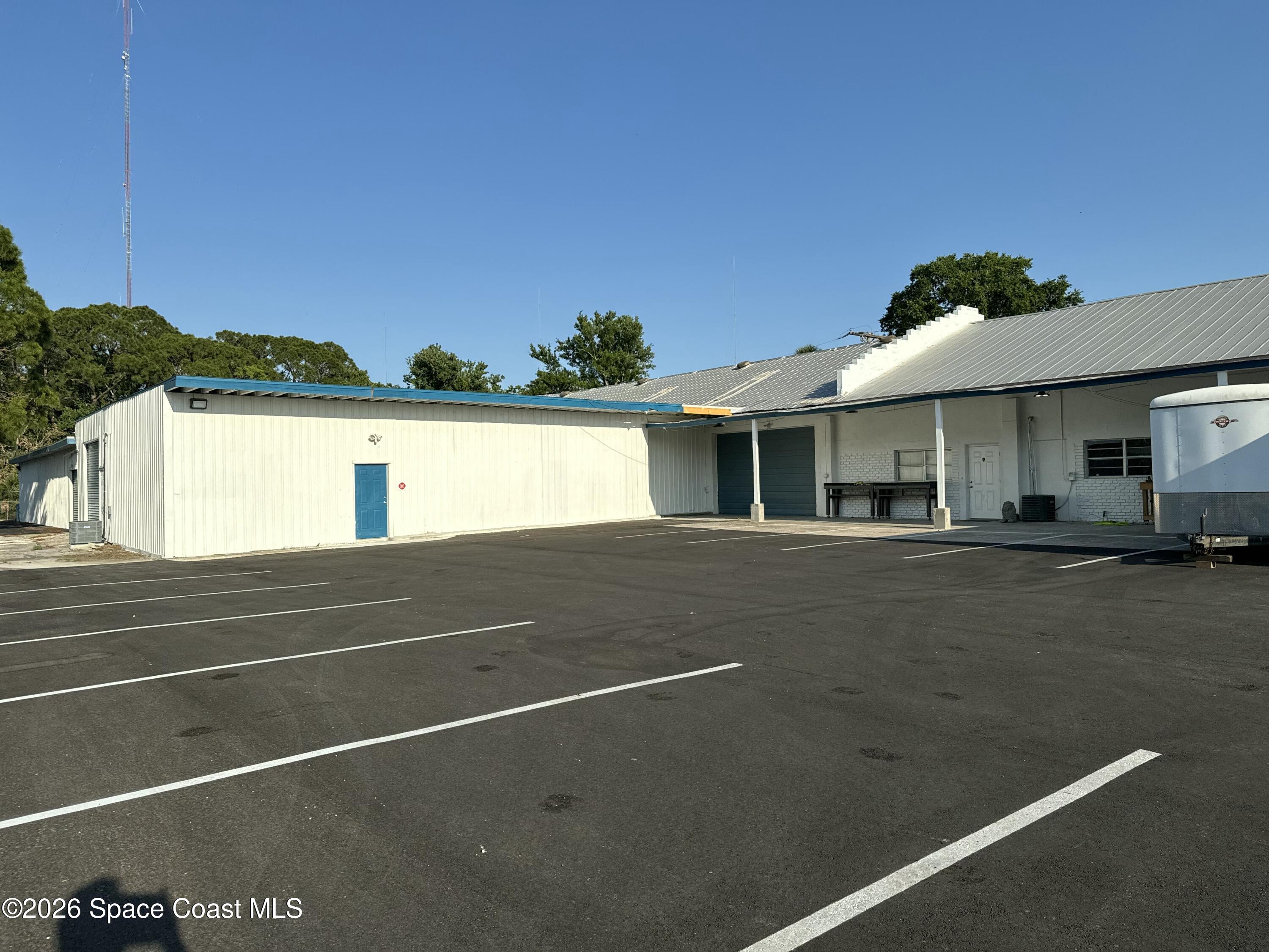 2375 Broadcast Court 116 — photo