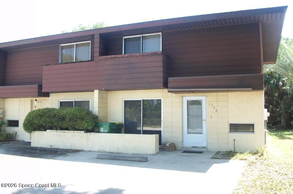 2406 N Tropical Trail — photo