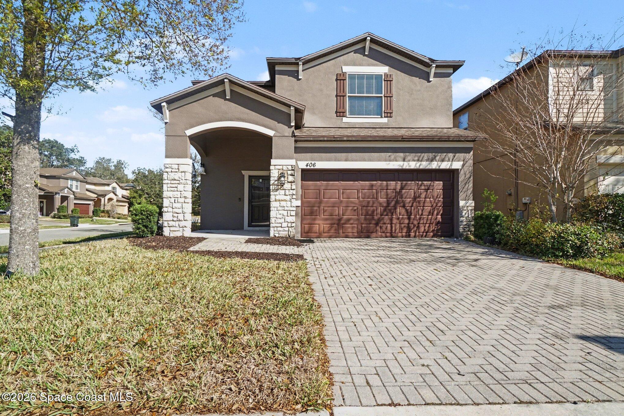 406 Capron Ash Loop — photo