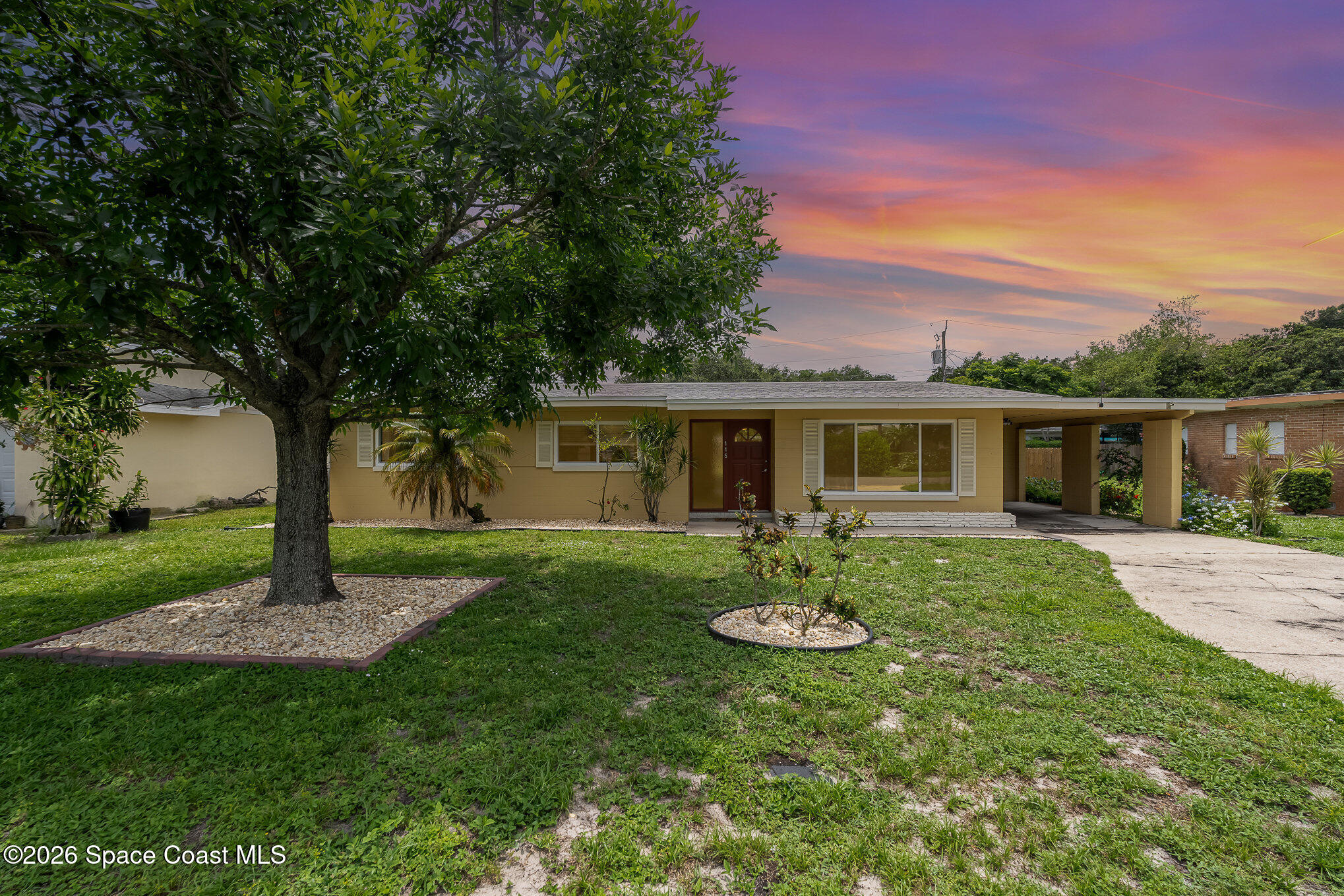 115 Gary Lane — photo