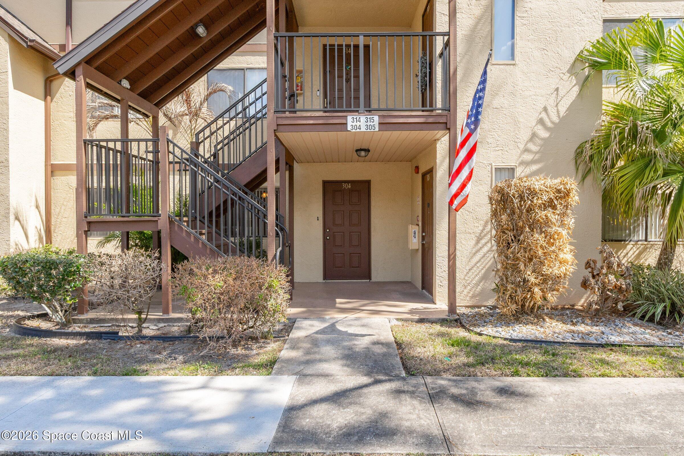 7820 Shadowood Drive 304 — photo