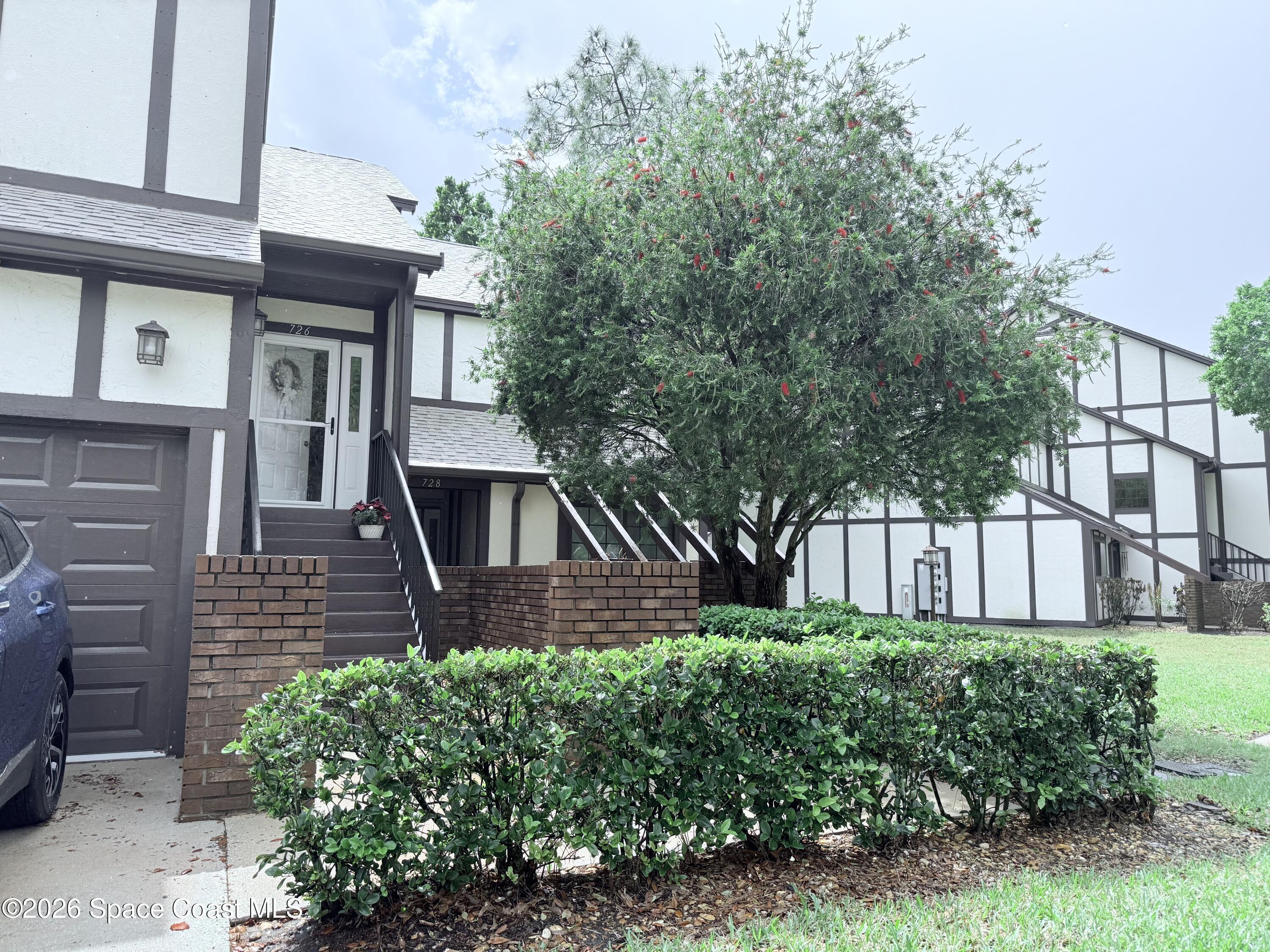 728 Greenwood Manor Circle 19-D — photo
