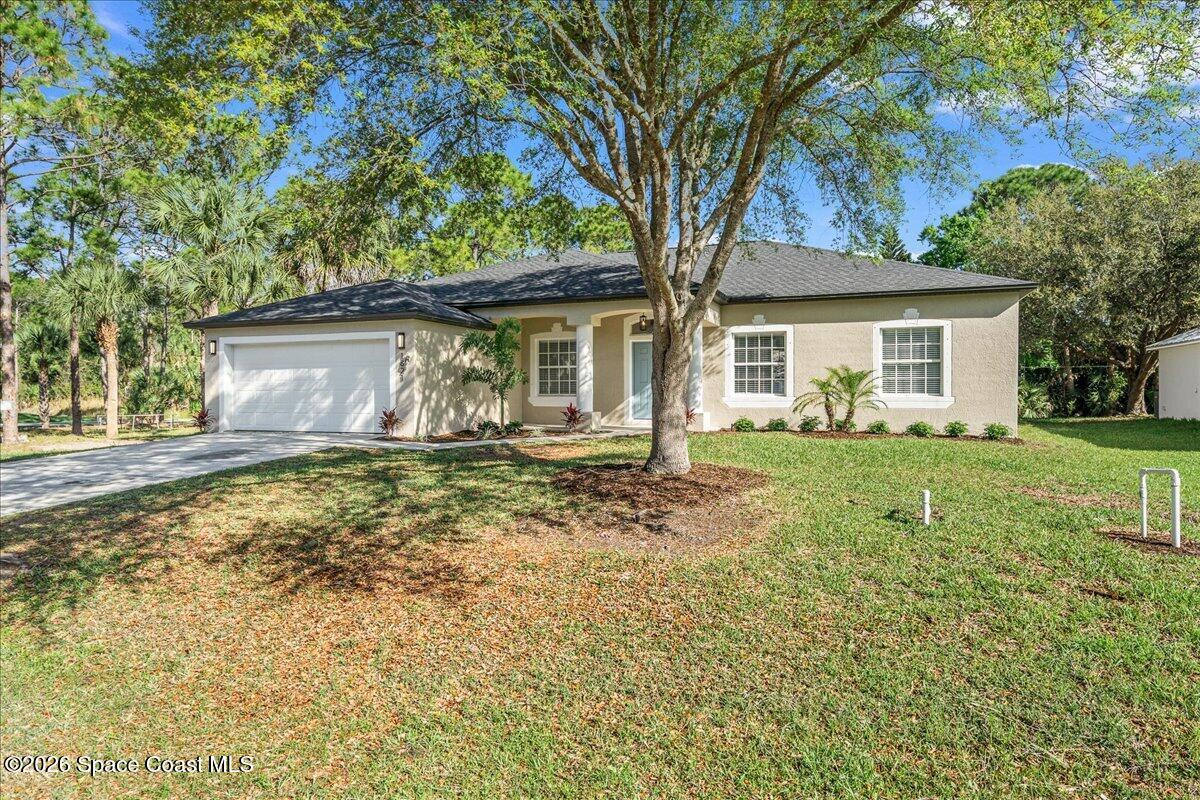 1821 Firethorn Road NW — photo