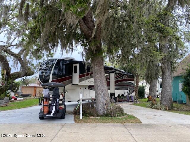 2591 Frontier Drive 327 — photo