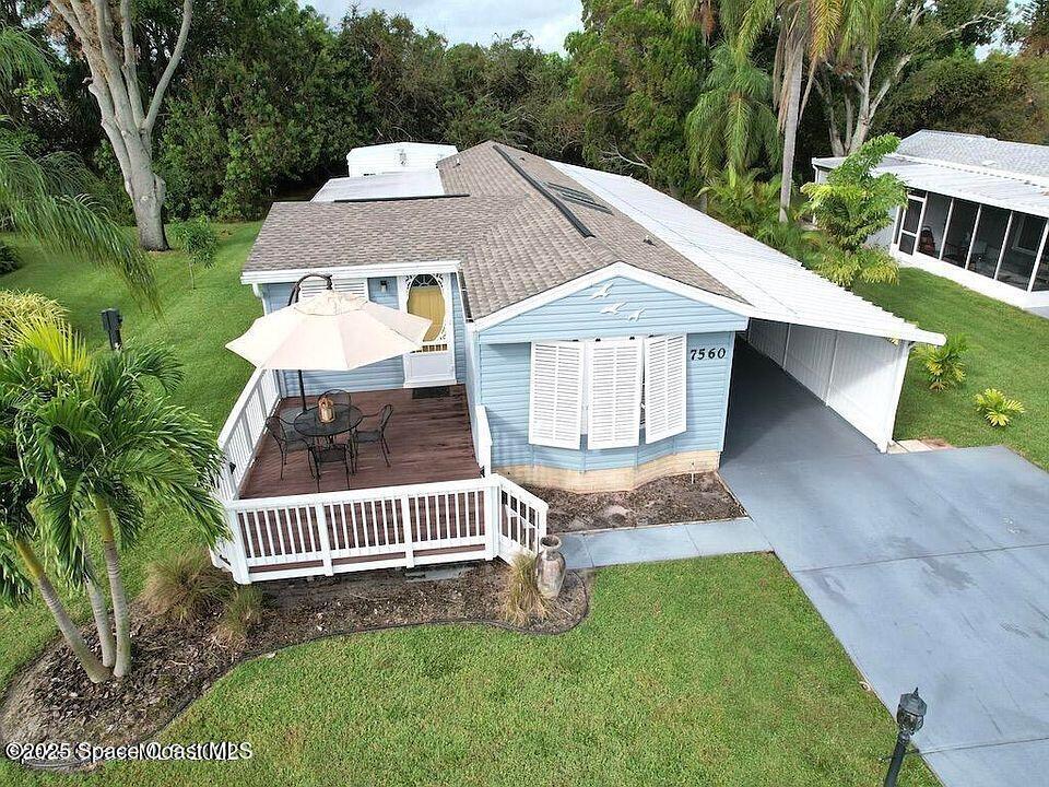 7560 Blackhawk Road — photo