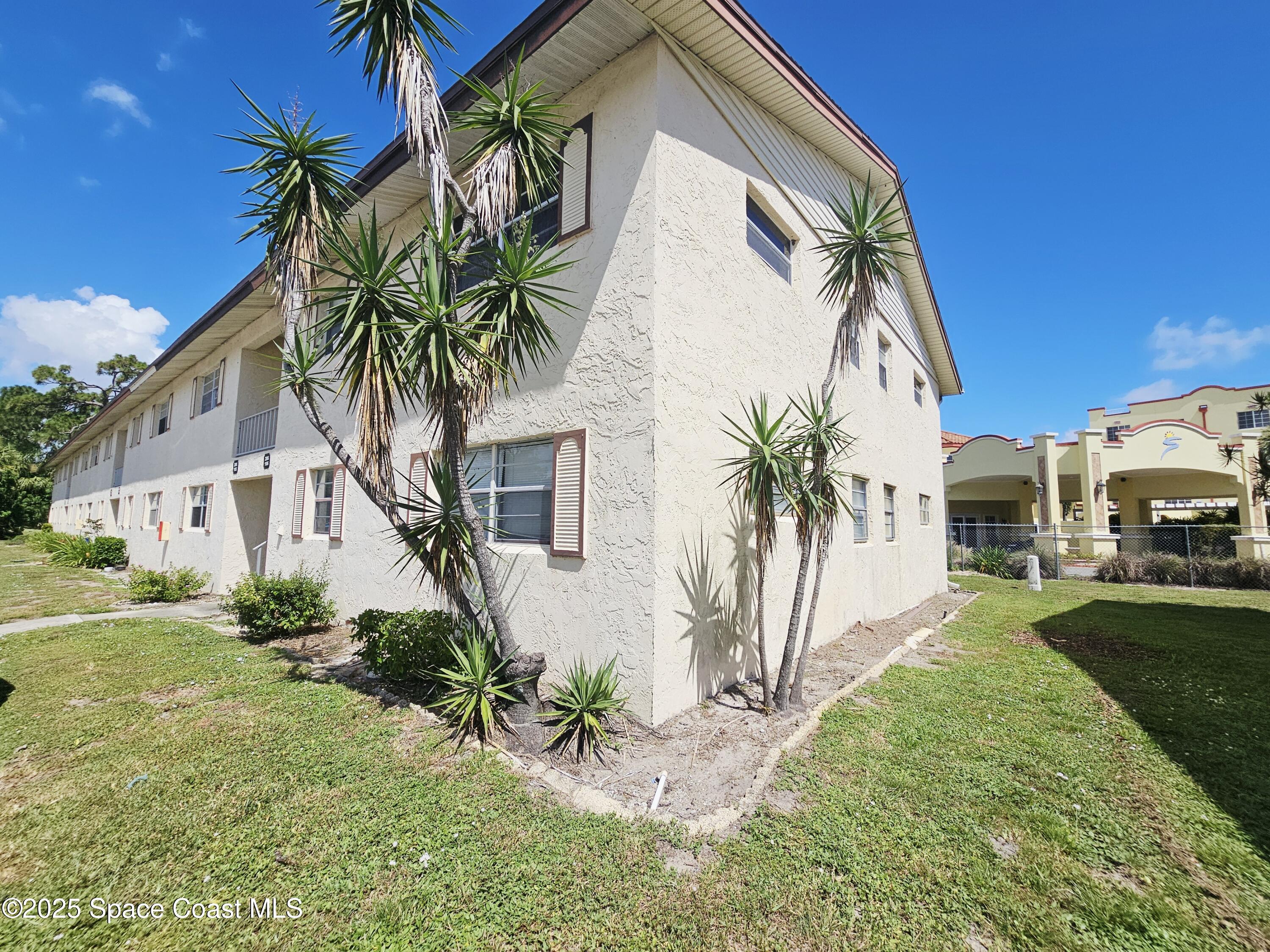 3135 Shady Dell Lane 205 — photo