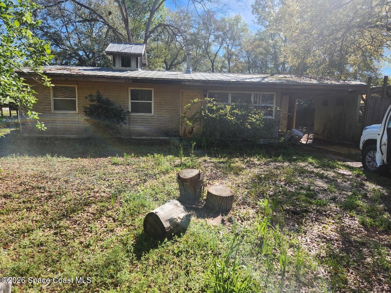 3607 S Lakewood Drive — photo
