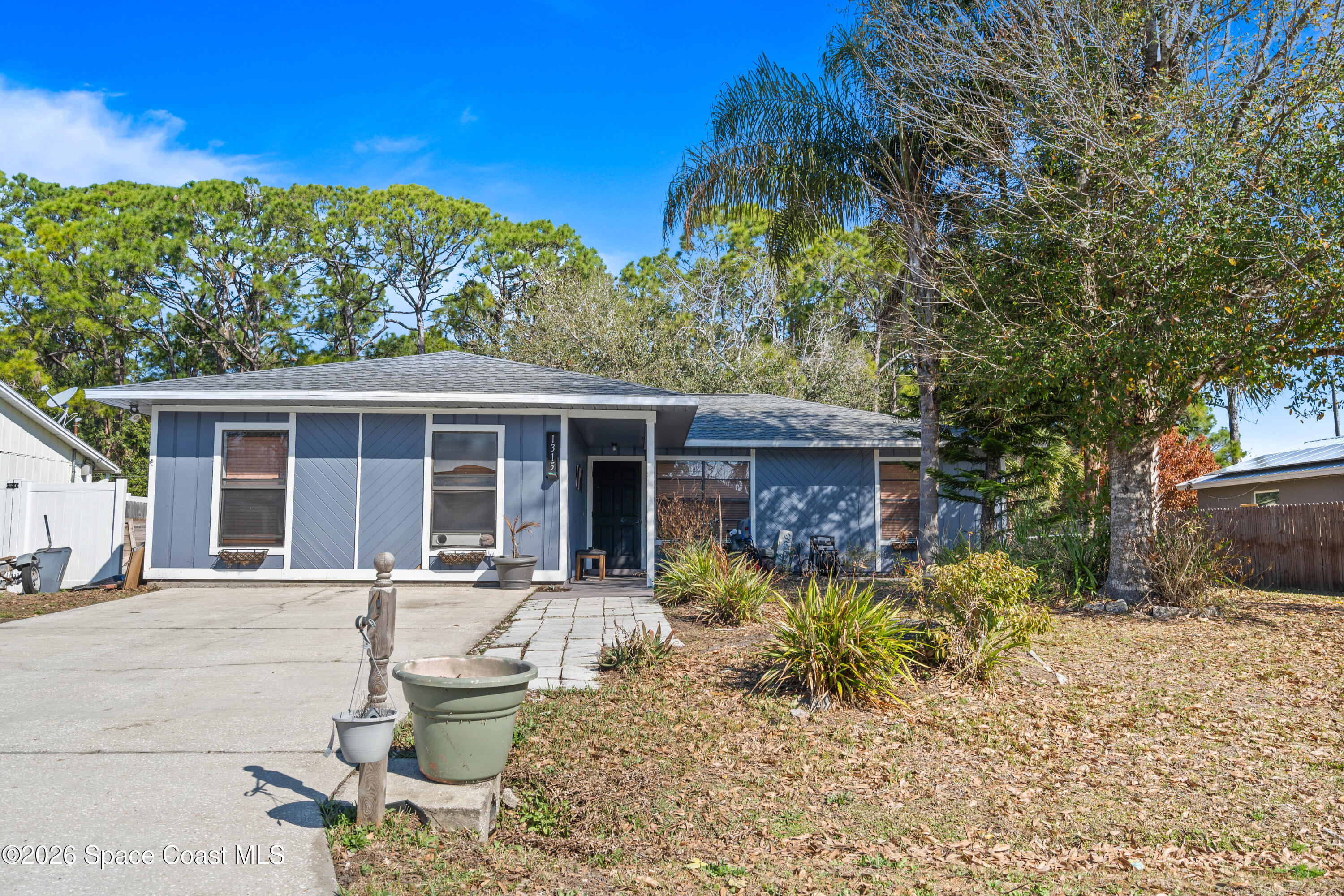 1315 Kayford Street NW — photo