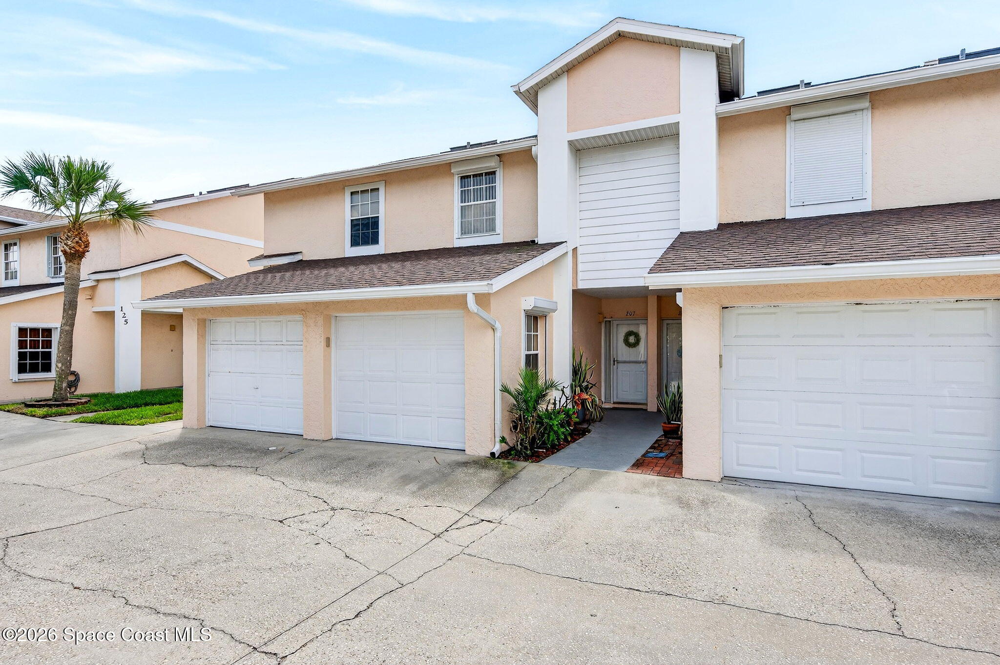 135 Escambia Lane 207 — photo