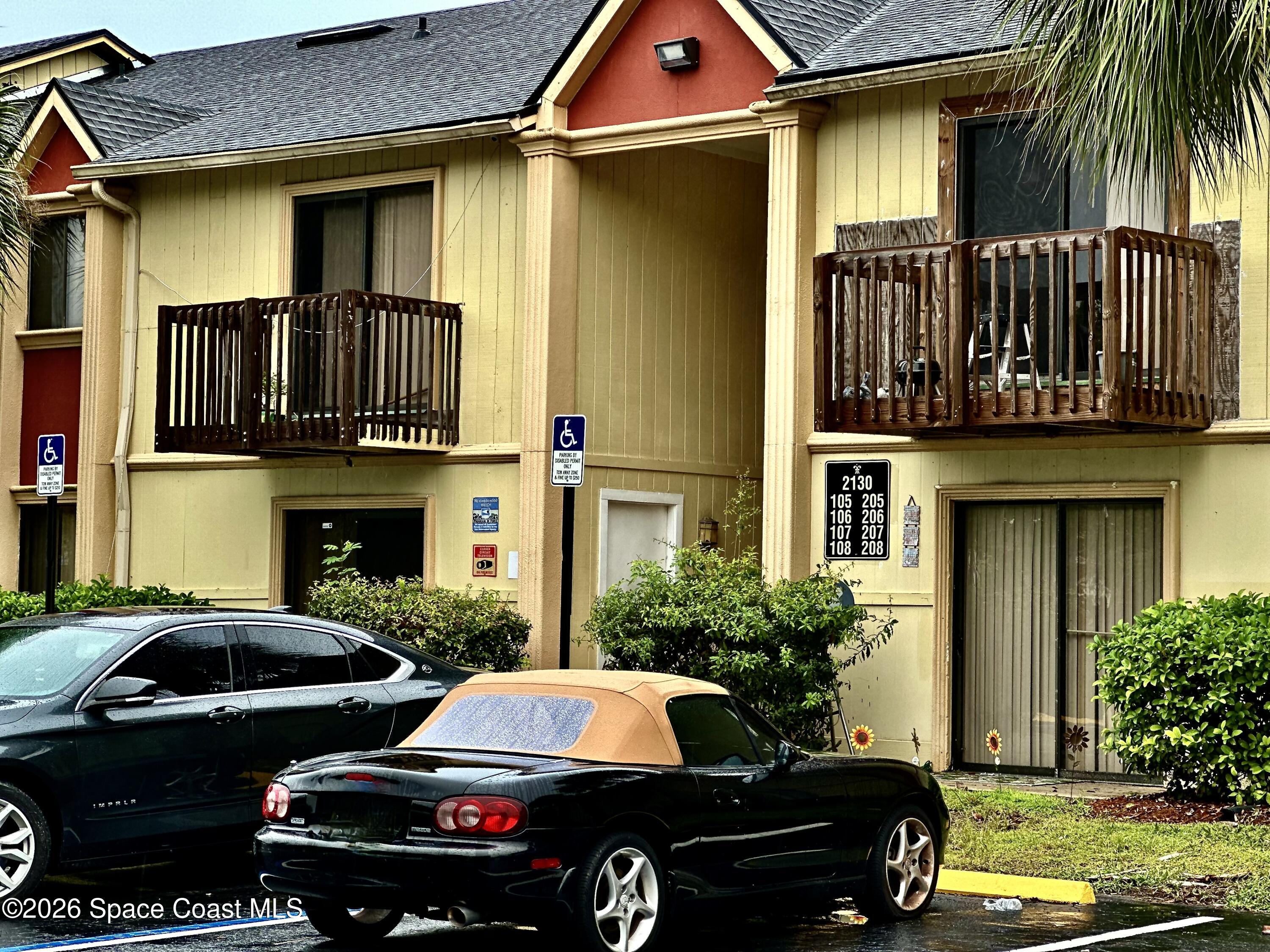 2130 Forest Knoll Drive NE 202 — photo