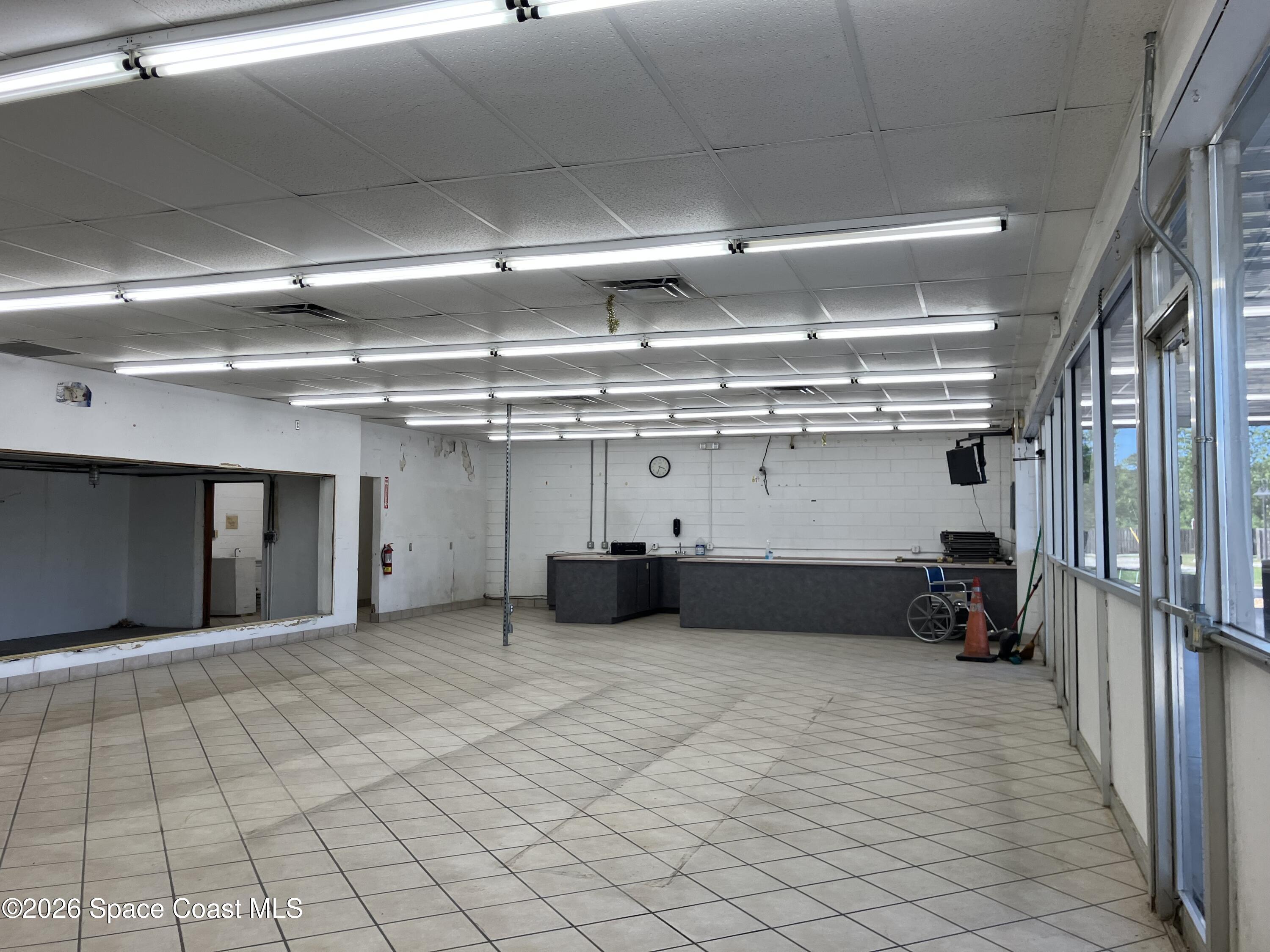 3250 Highway 1 — photo