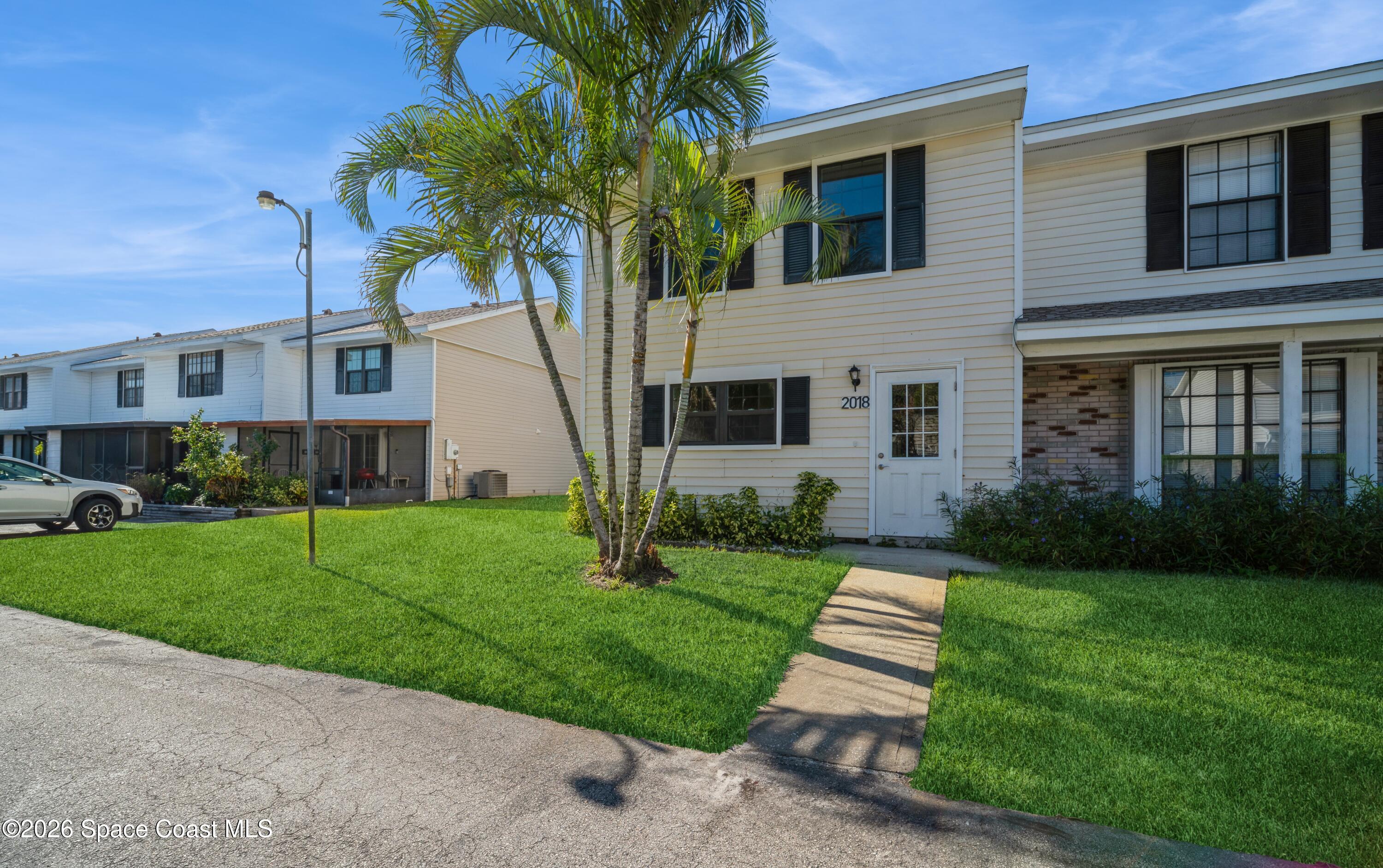 2018 Manor Drive NE — photo