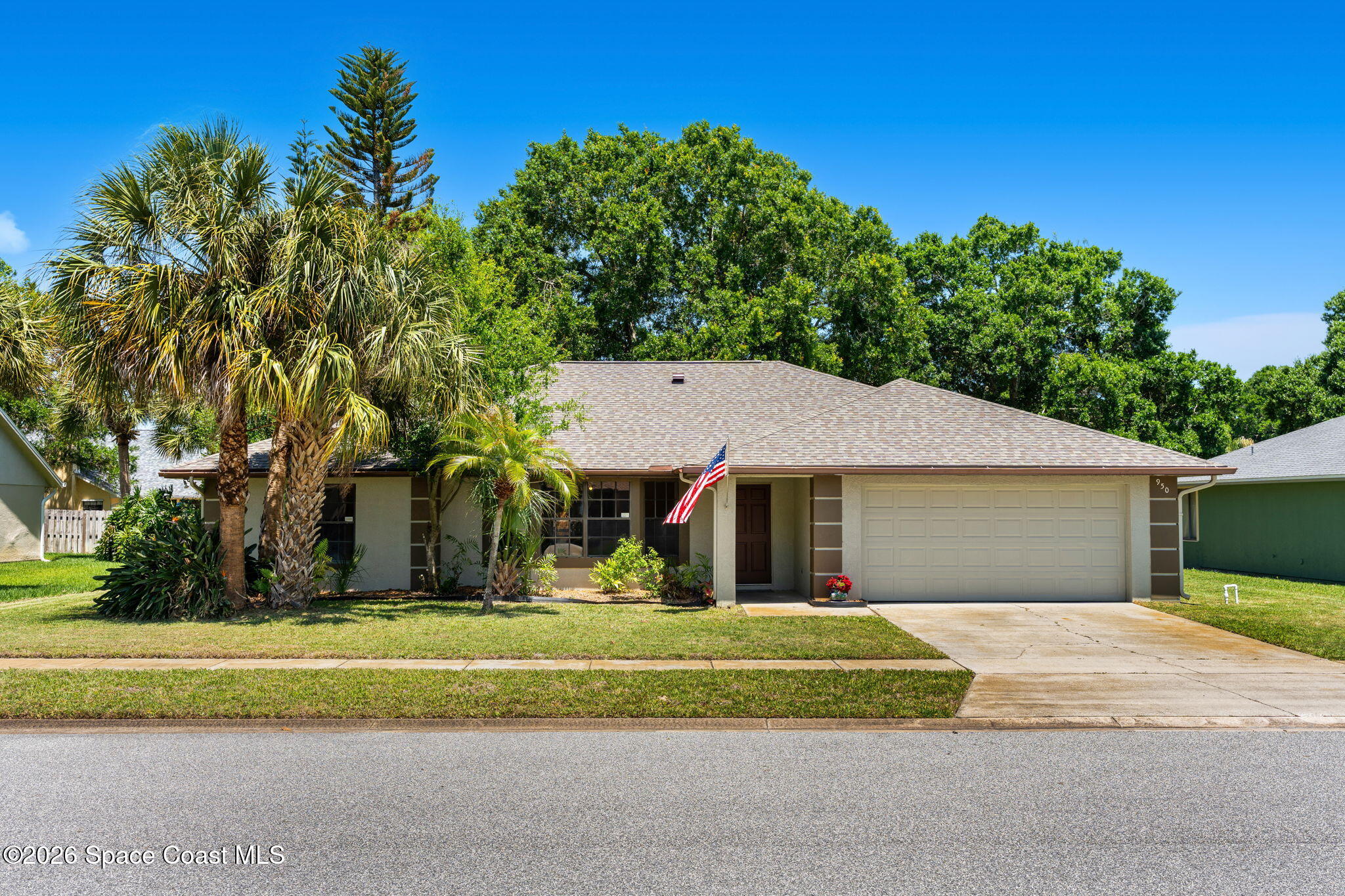 950 Whisperpine Drive — photo