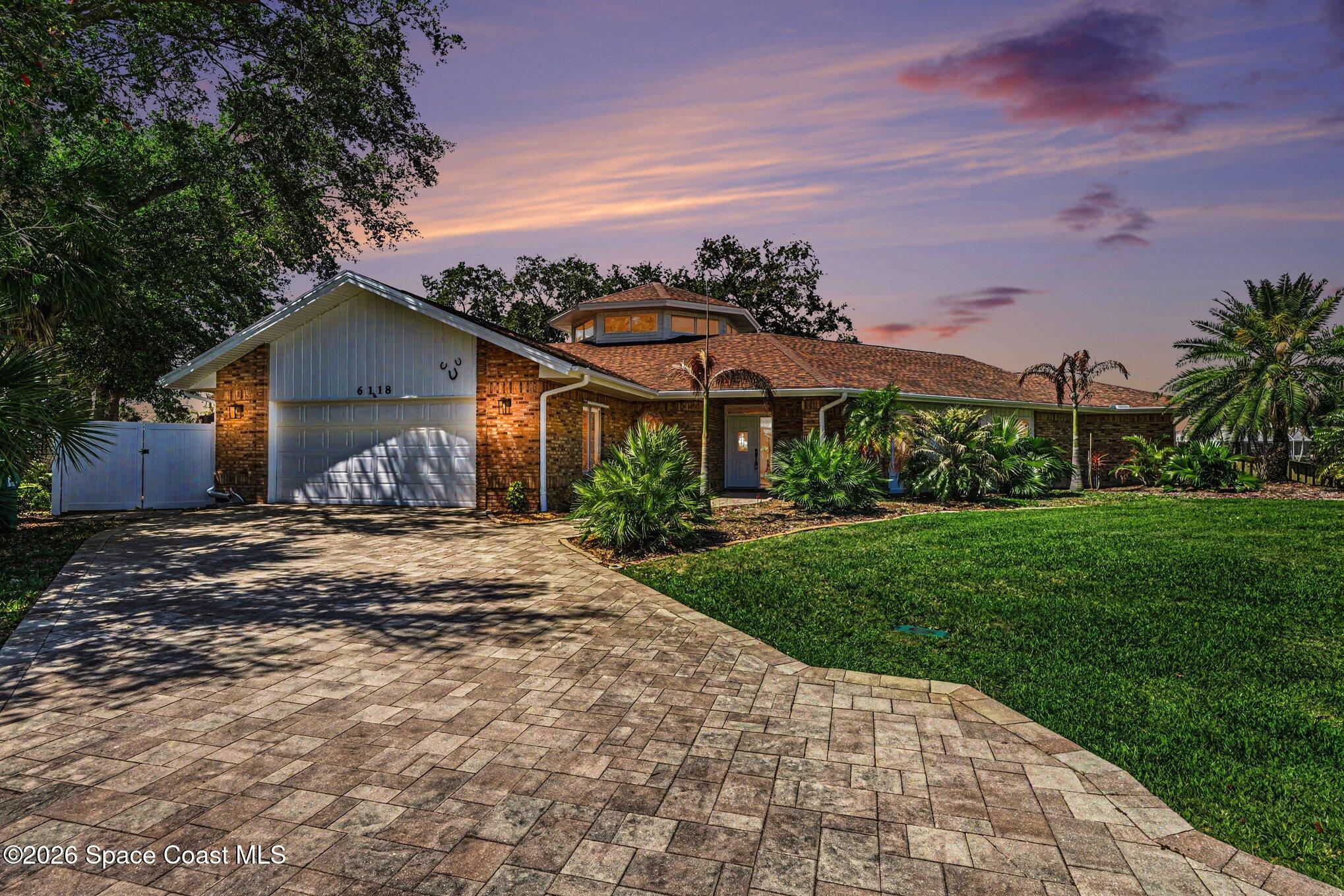 6118 Anchor Lane — photo