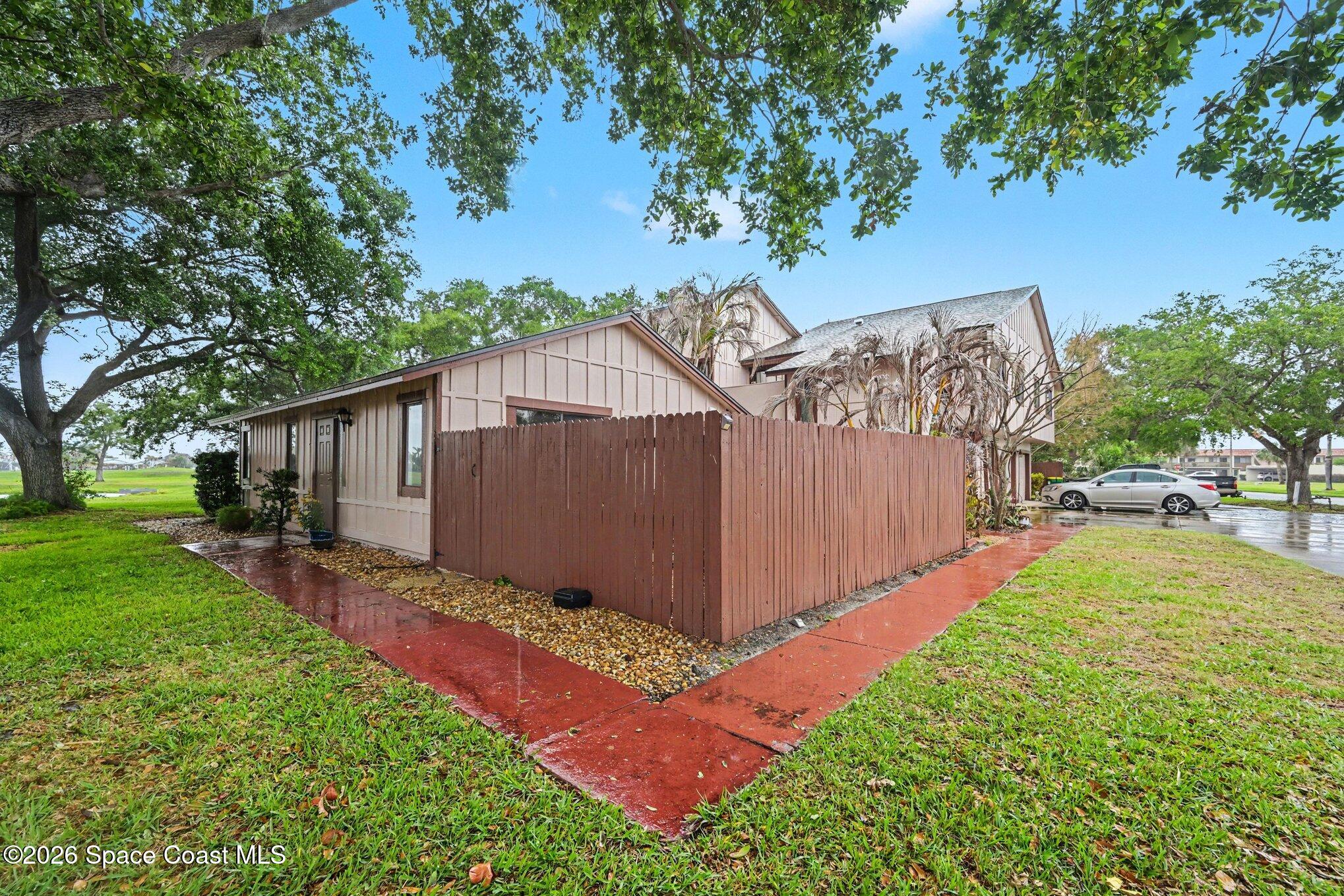 5 Fairway Drive 5 — photo