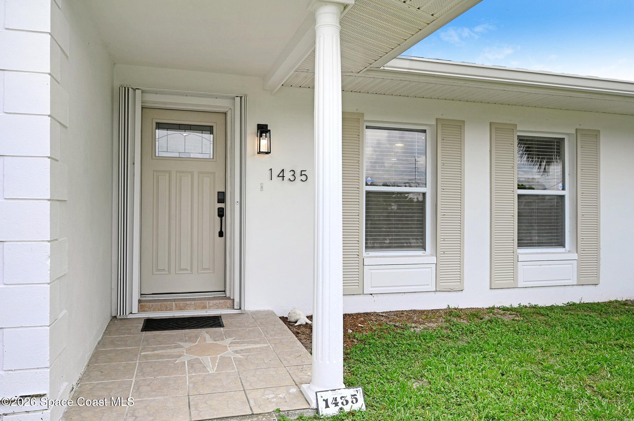 1435 Anchor Lane — photo