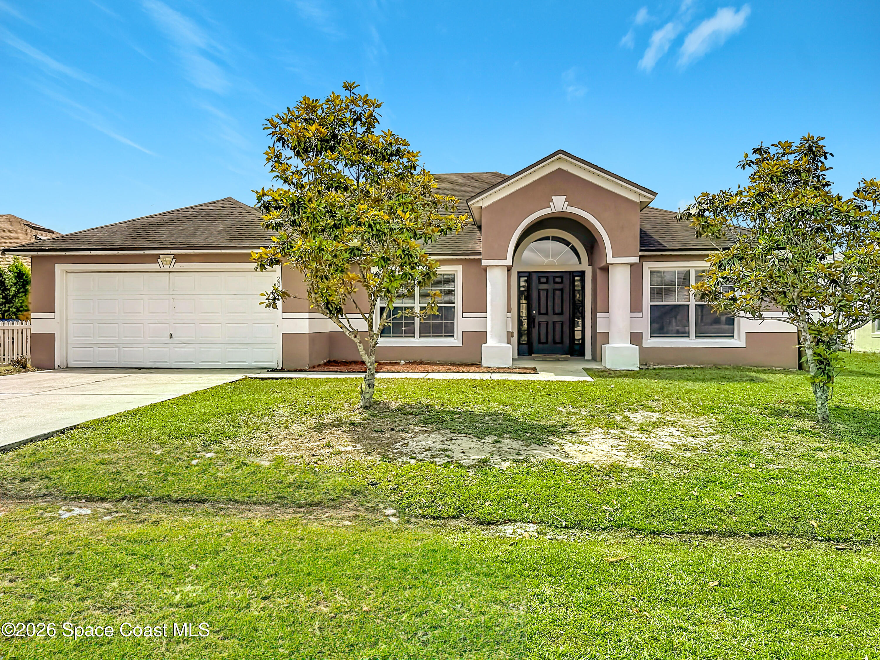 20 Andora Court — photo