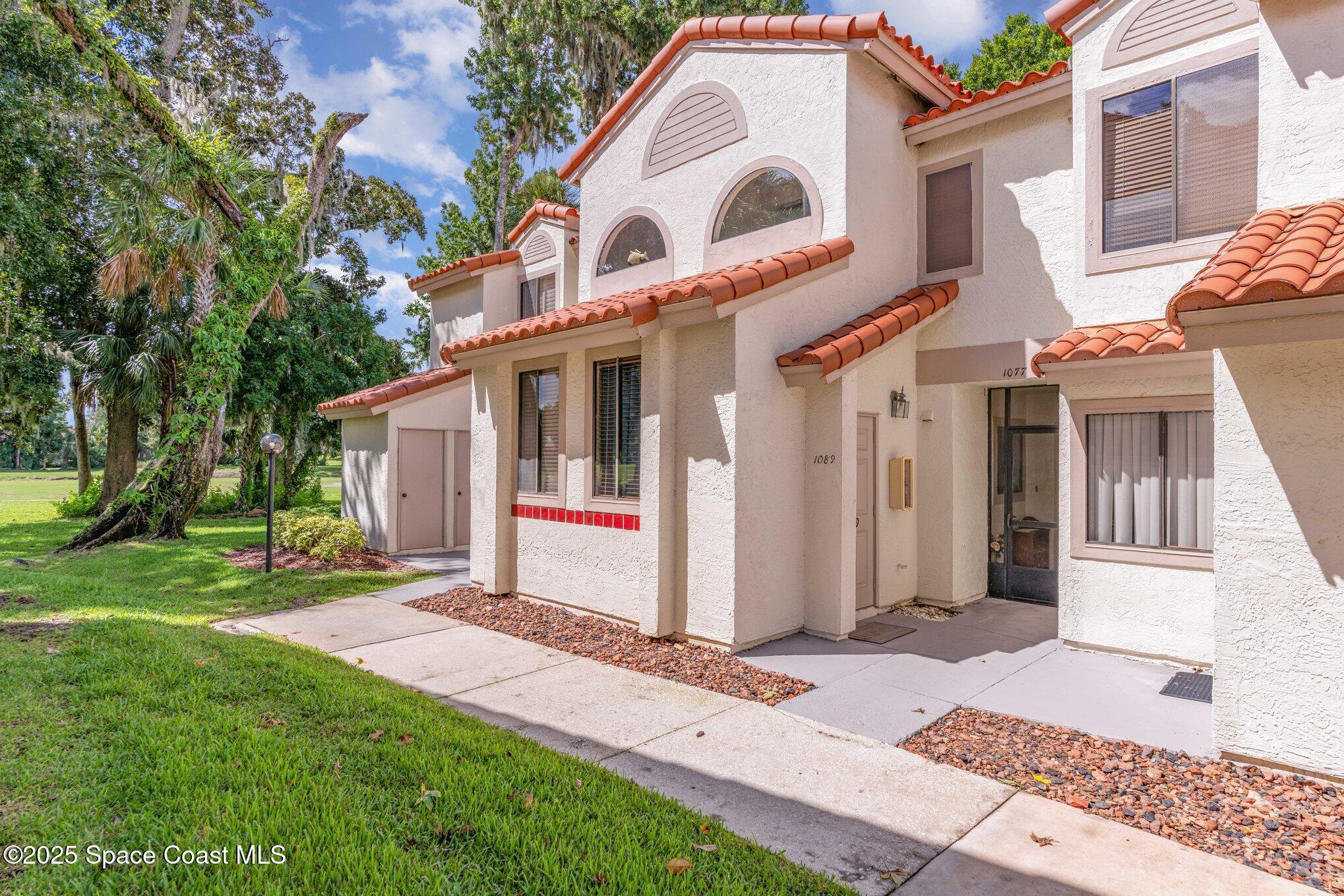 1089 Country Club Drive 722 — photo