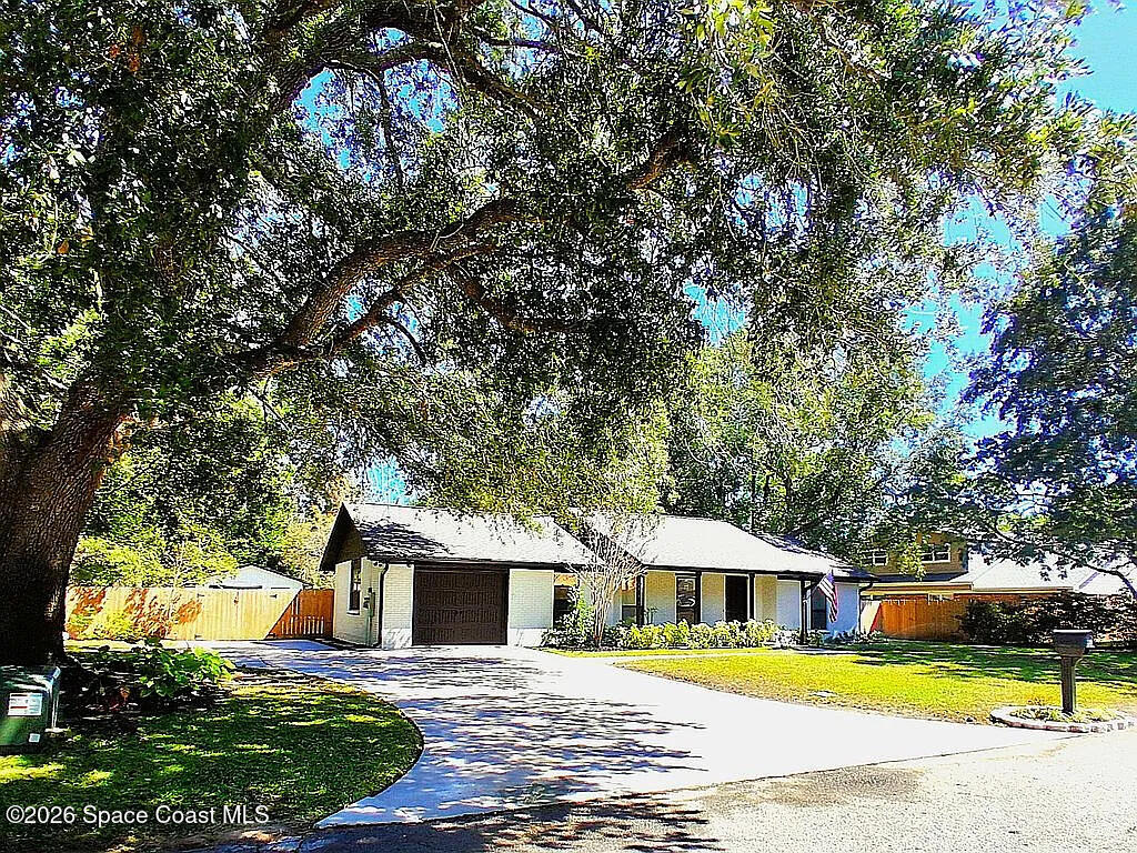 6503 Calle De Lago — photo