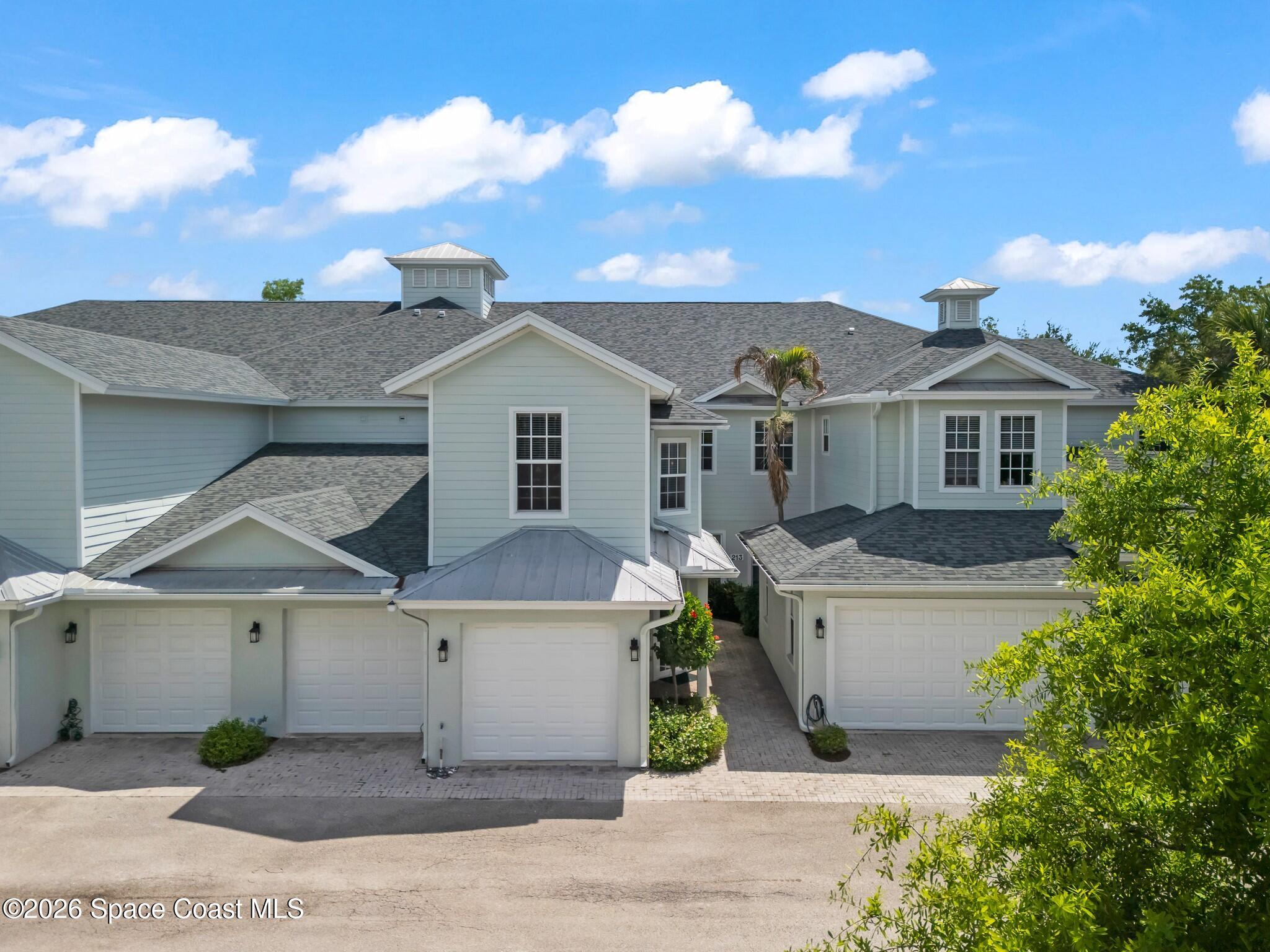 2340 Water Oaks Lane 223 — photo
