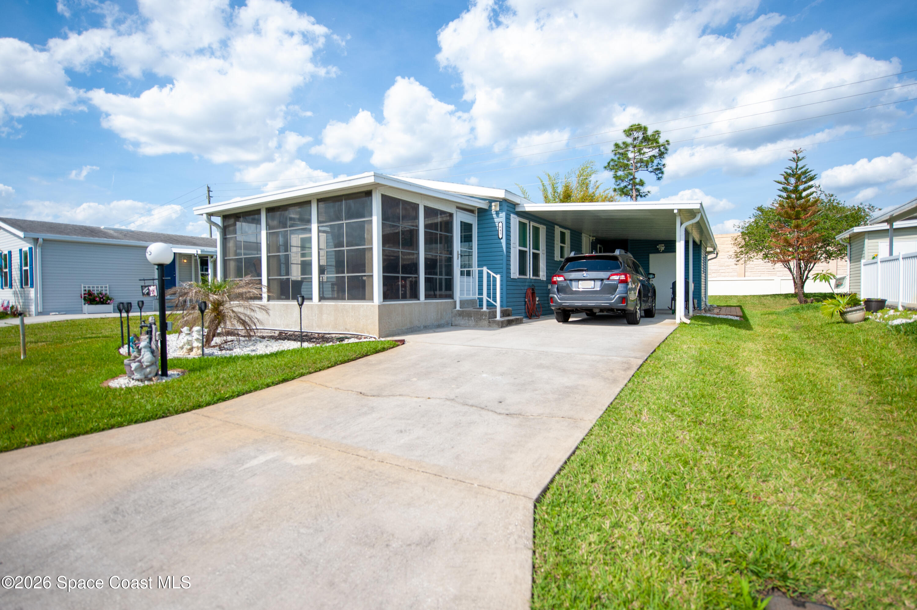 645 Outer Drive 124 — photo