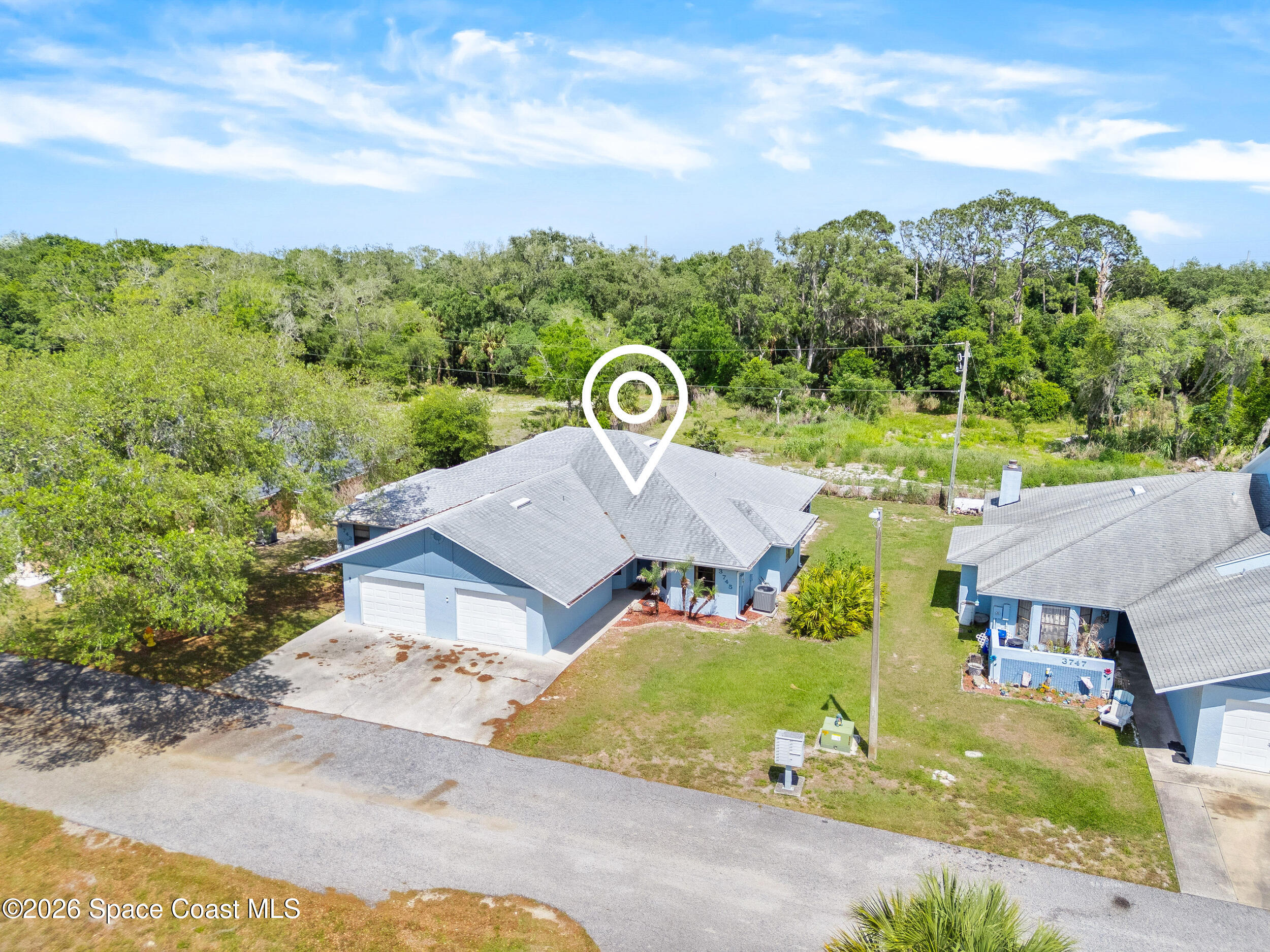 3745 Canberra Court — photo