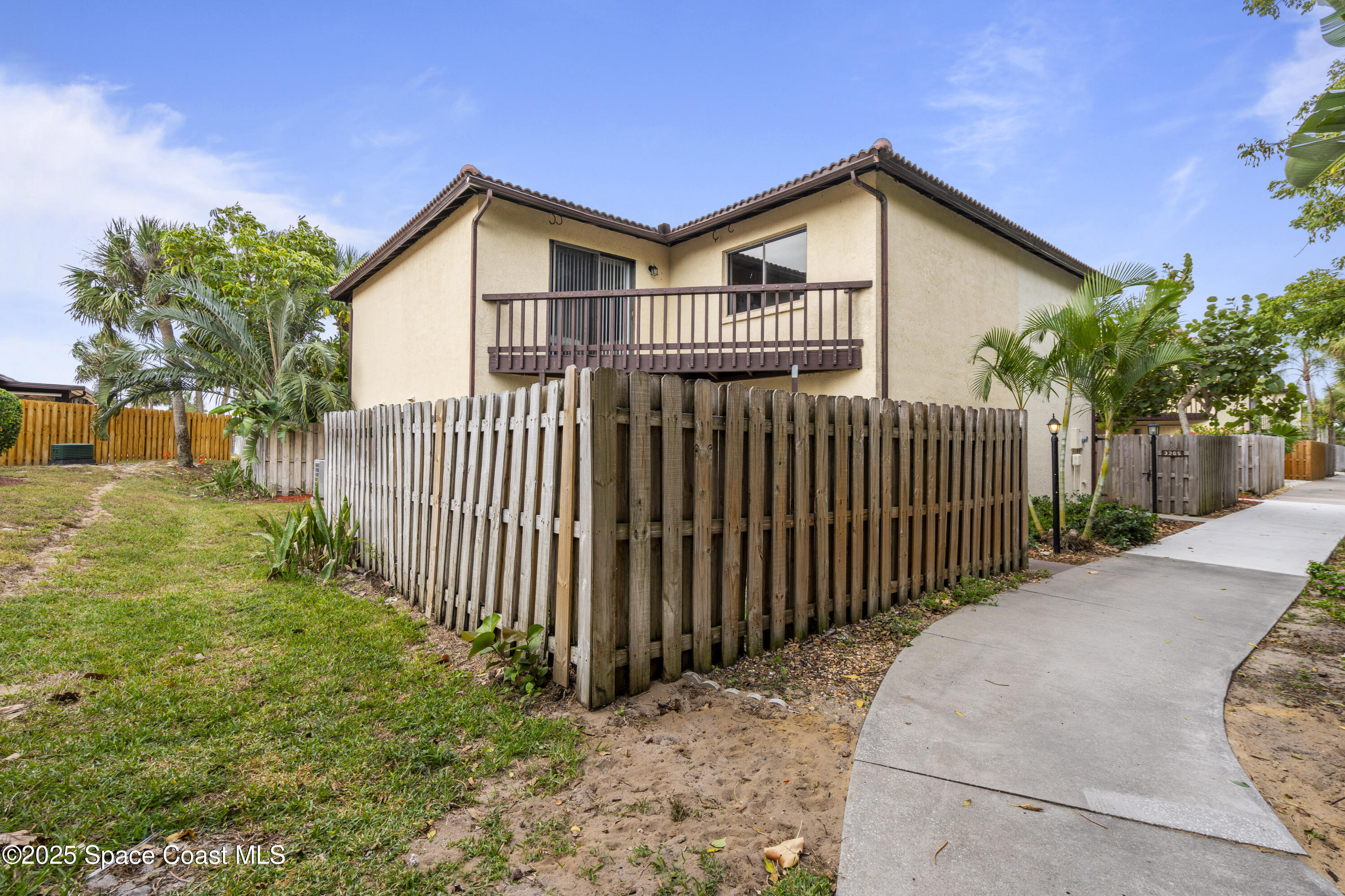 3263 Sand Court — photo