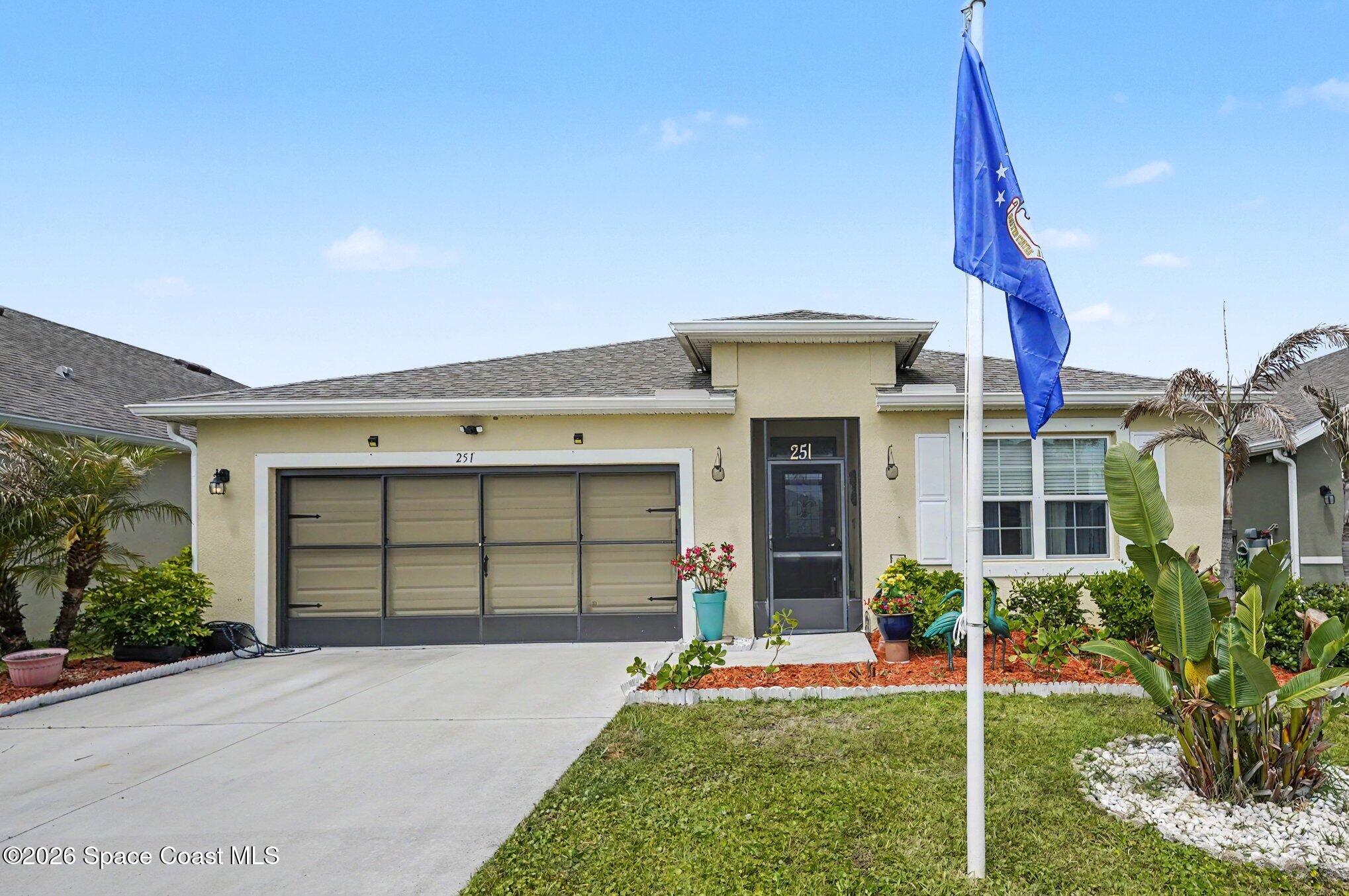 251 Guinevere Drive SW — photo