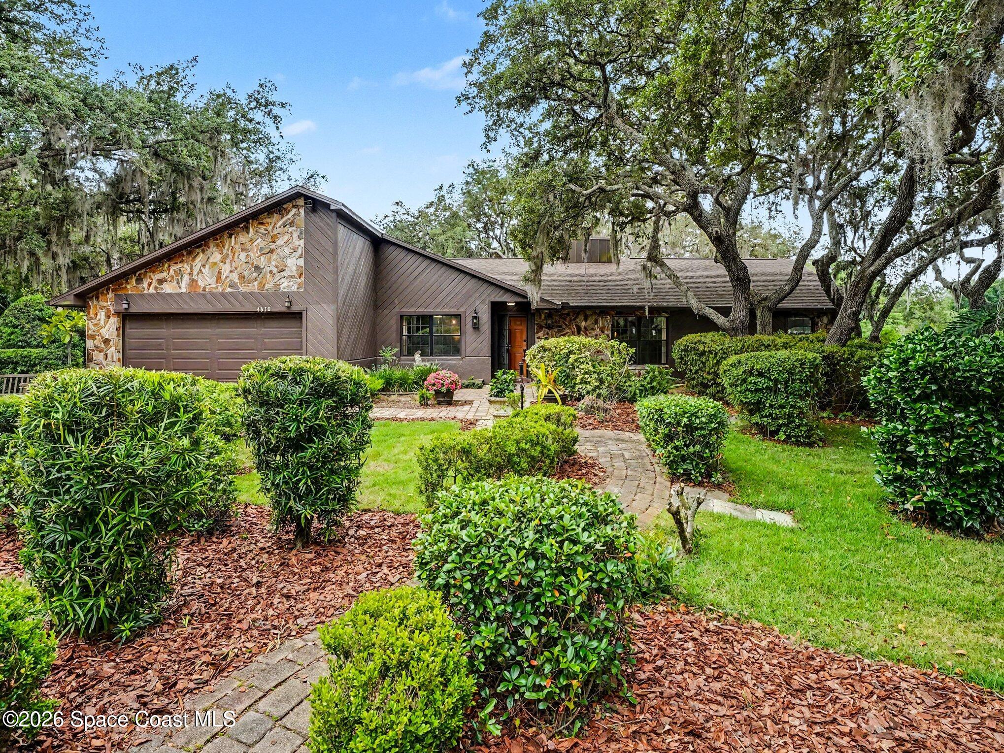 4870 Citrus Oak Lane — photo