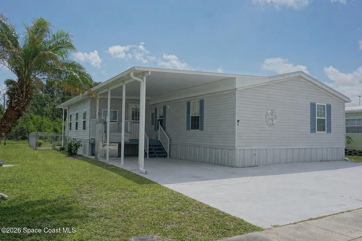 1819 Seagrape Street NE — photo