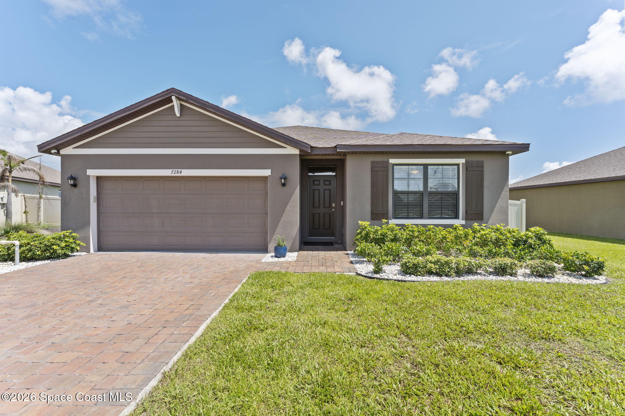 7284 Topaz Drive — photo