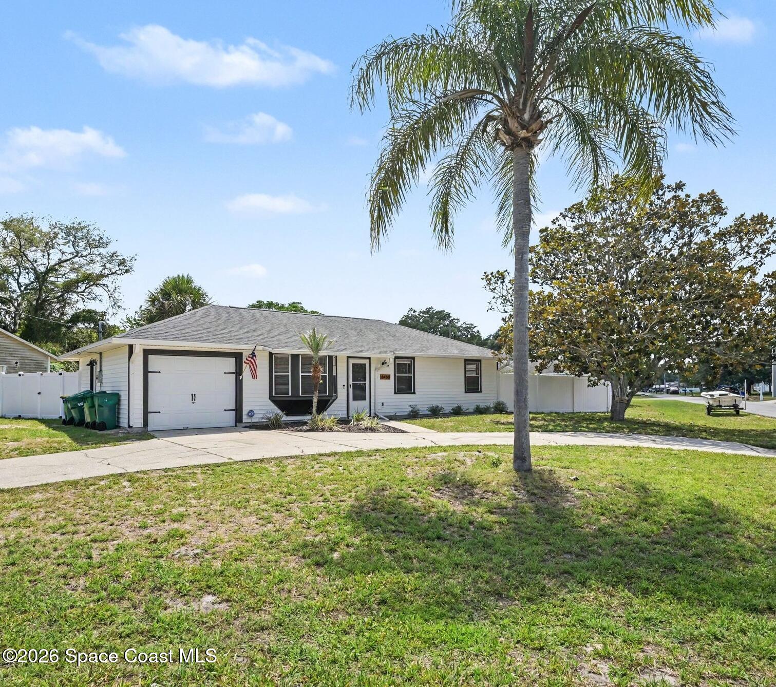 6460 Irving Road — photo