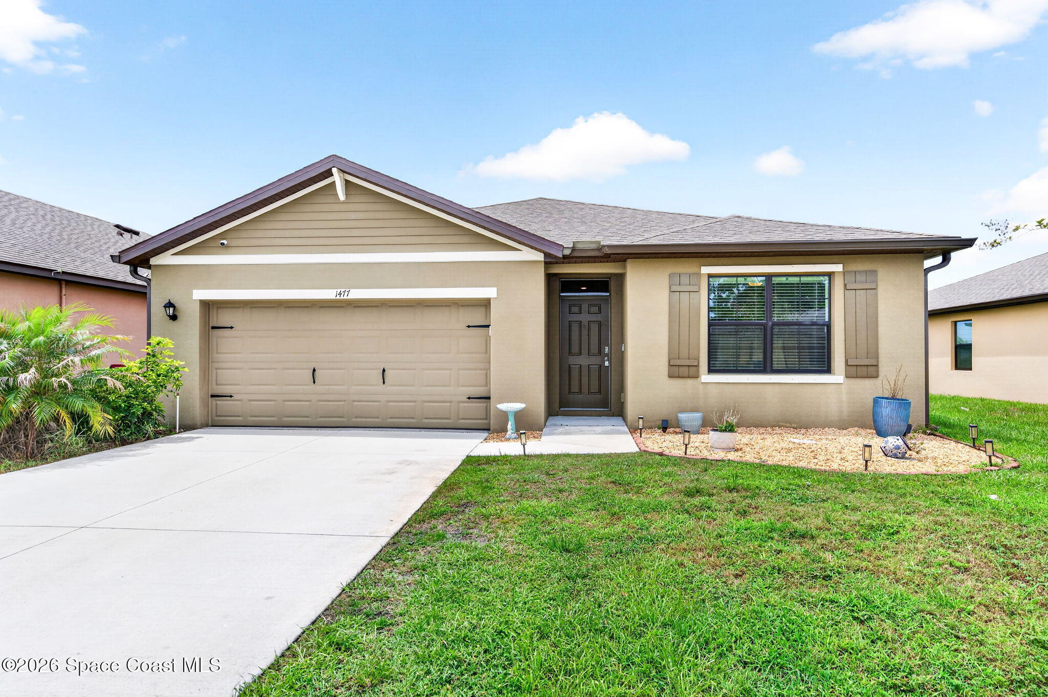 1477 Mineral Loop Drive NW — photo