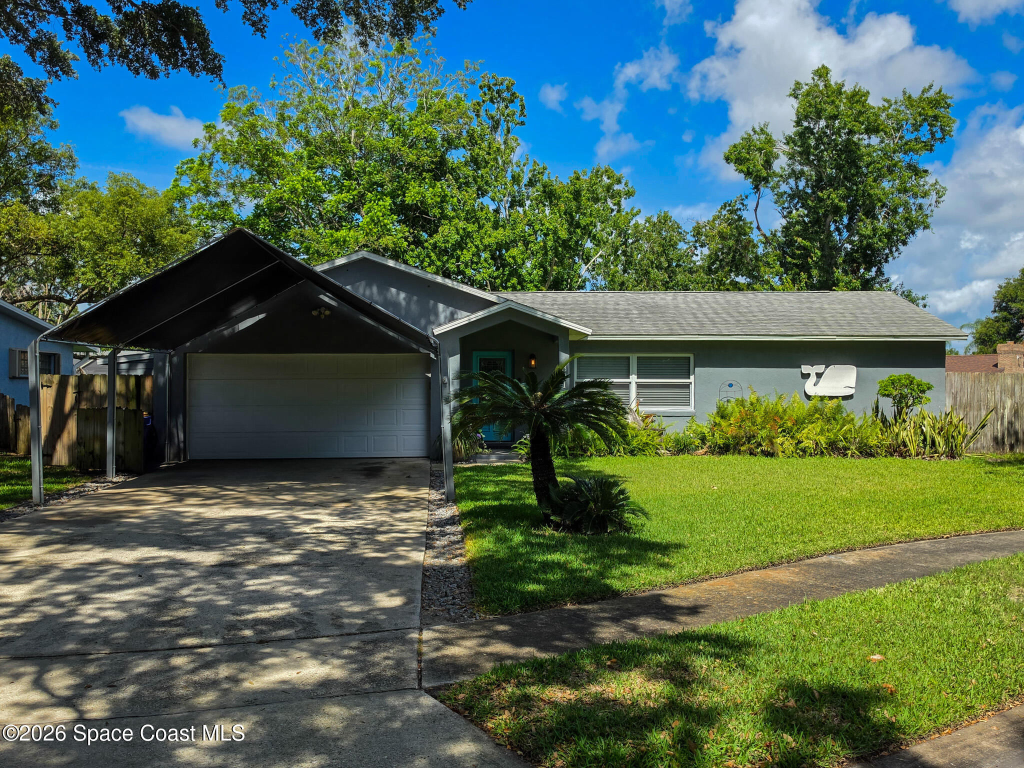 821 Hanover Court — photo