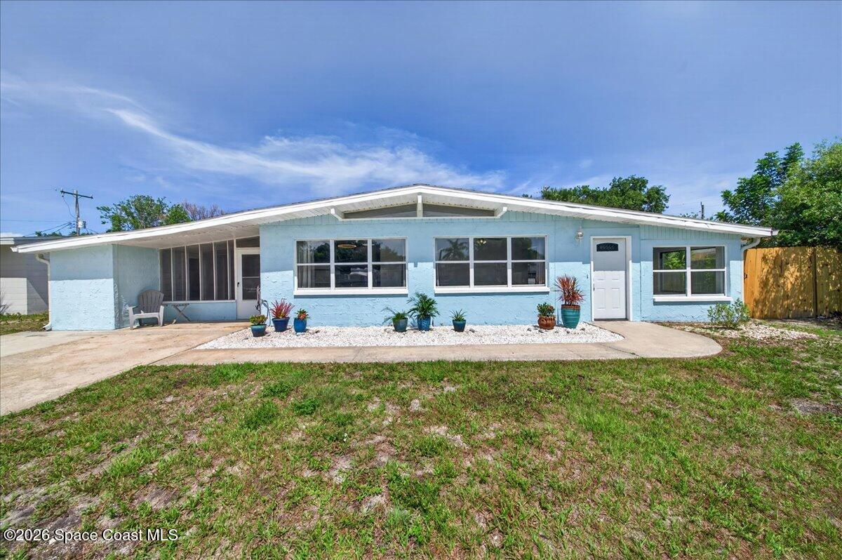 808 7th Street — photo