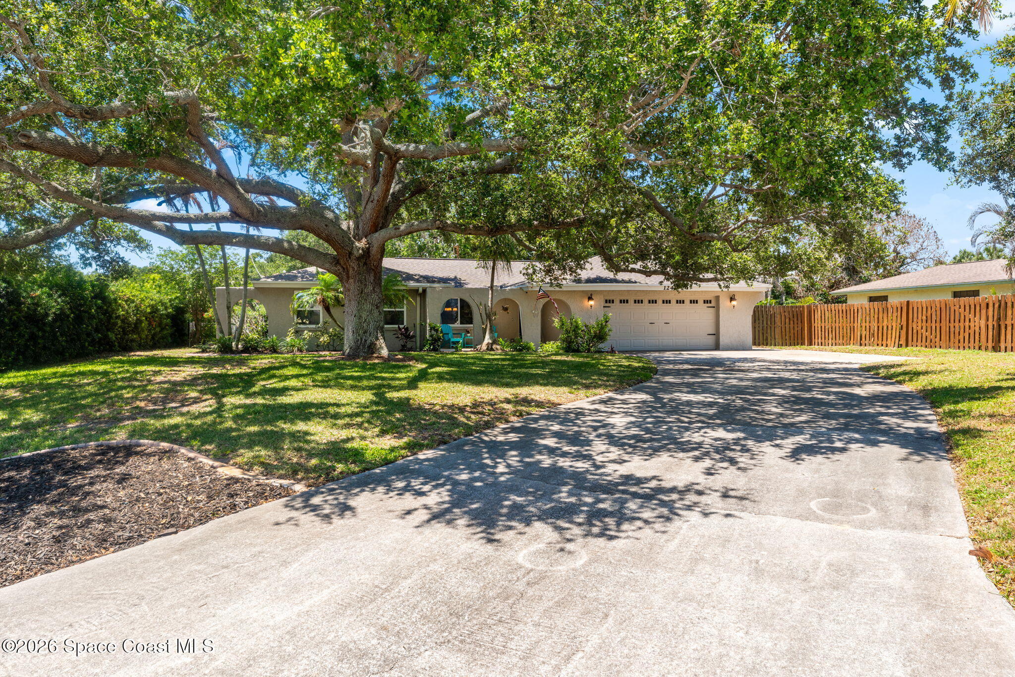 1245 Leslie Drive — photo